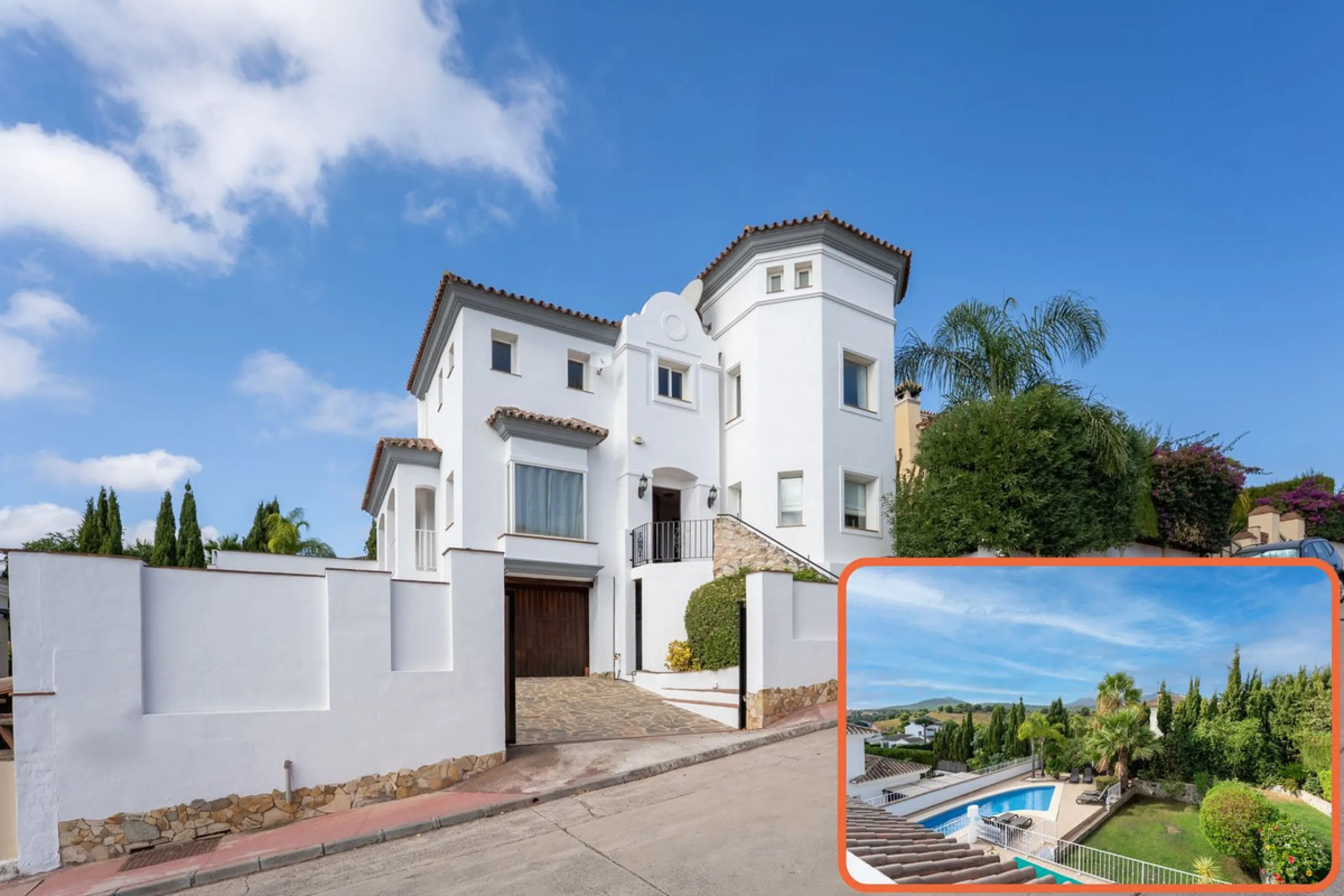 House - Detached Villa в продаже в Coín, Málaga. В доме 4 спален и 5 ванных комнат. Площадь дома 223 м². Площадь участка 600 м²