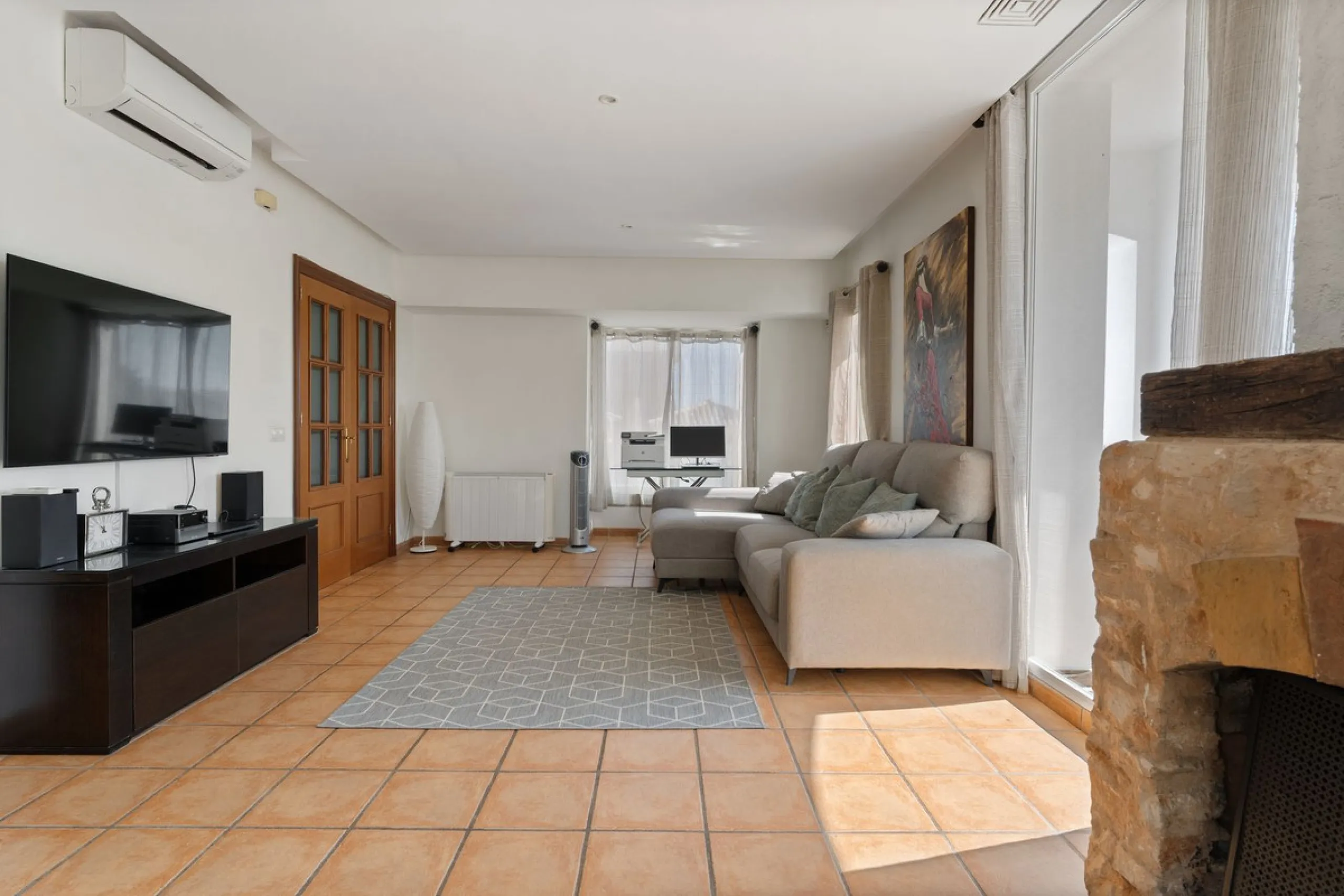 House - Detached Villa в продаже в Coín, Málaga. В доме 4 спален и 5 ванных комнат. Площадь дома 223 м². Площадь участка 600 м²