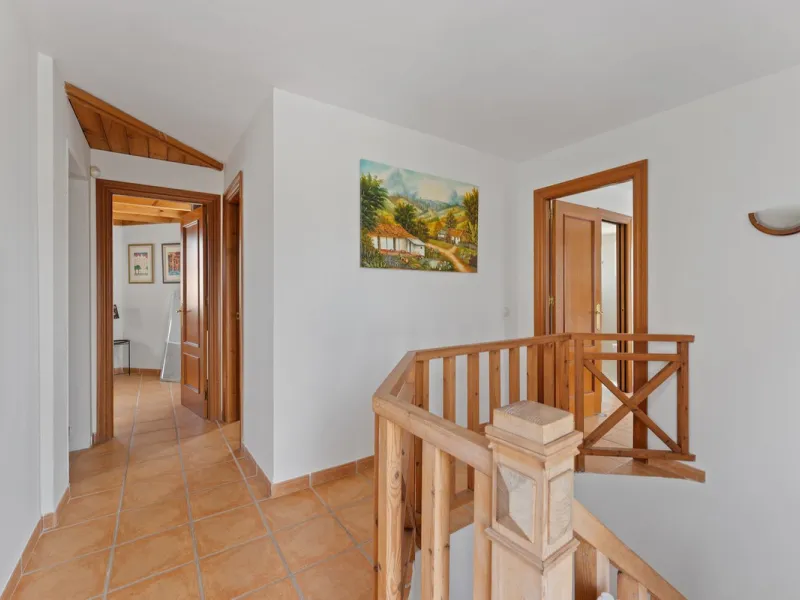 House - Detached Villa в продаже в Coín, Málaga. В доме 4 спален и 5 ванных комнат. Площадь дома 223 м². Площадь участка 600 м²
