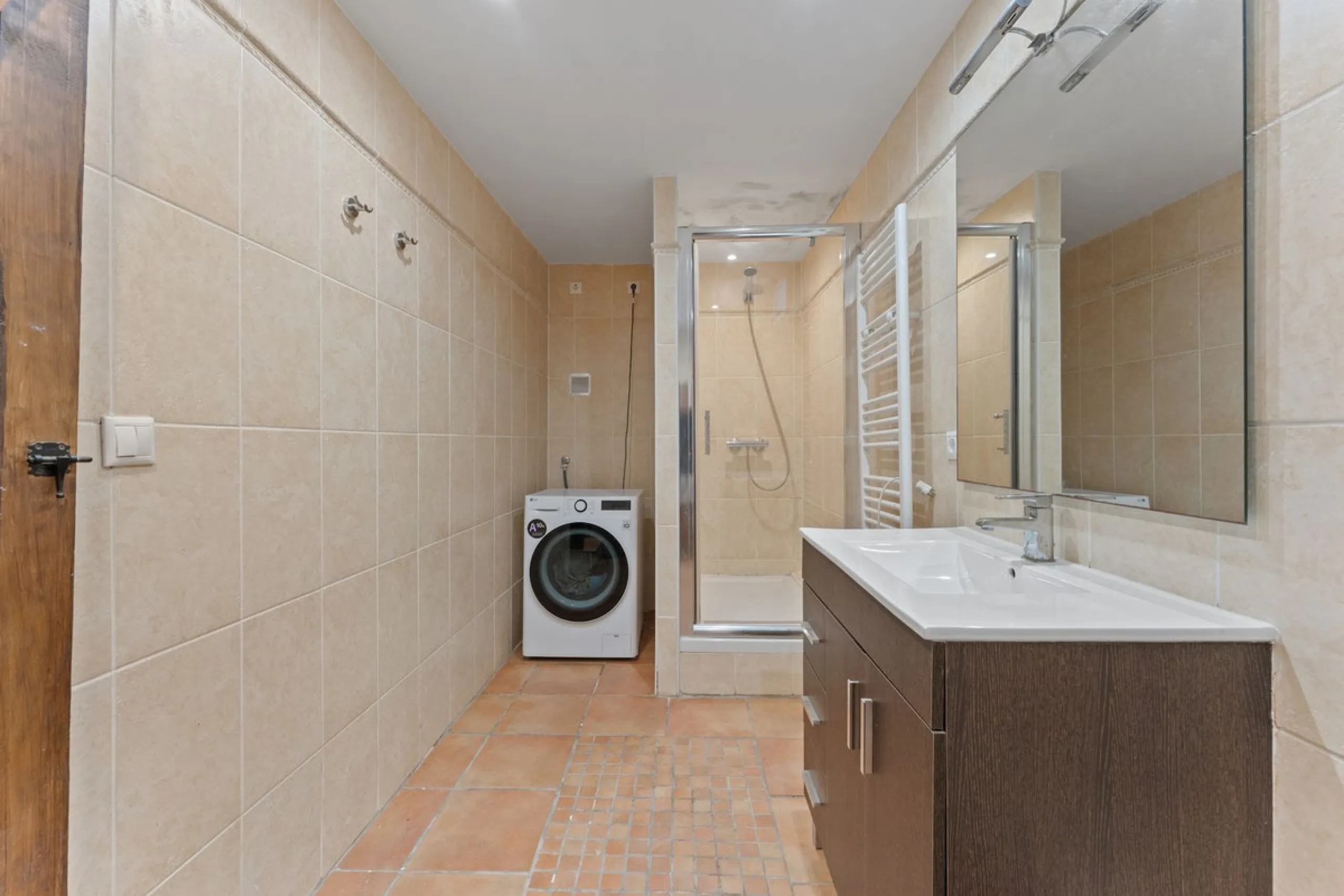 House - Detached Villa в продаже в Coín, Málaga. В доме 4 спален и 5 ванных комнат. Площадь дома 223 м². Площадь участка 600 м²