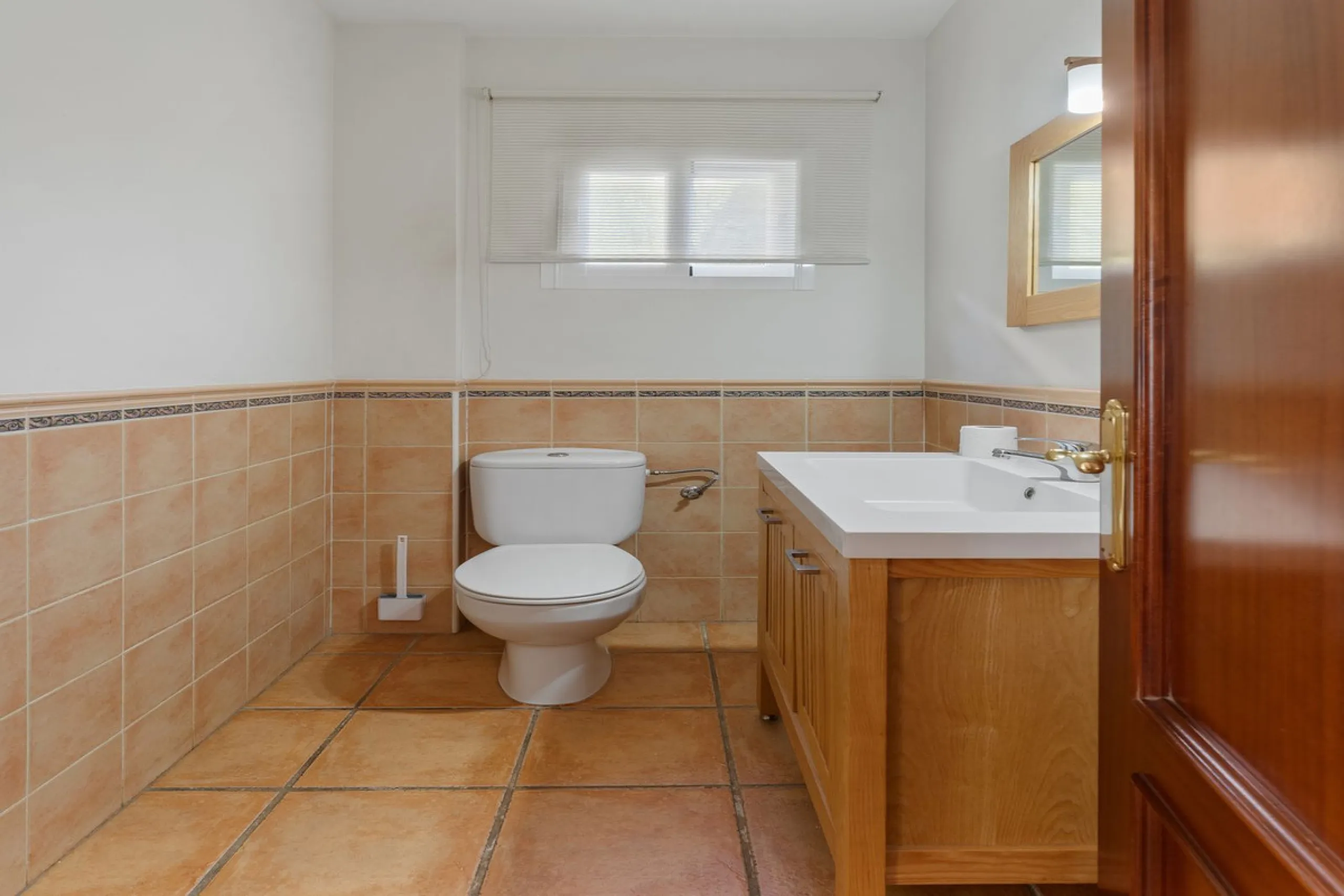House - Detached Villa в продаже в Coín, Málaga. В доме 4 спален и 5 ванных комнат. Площадь дома 223 м². Площадь участка 600 м²