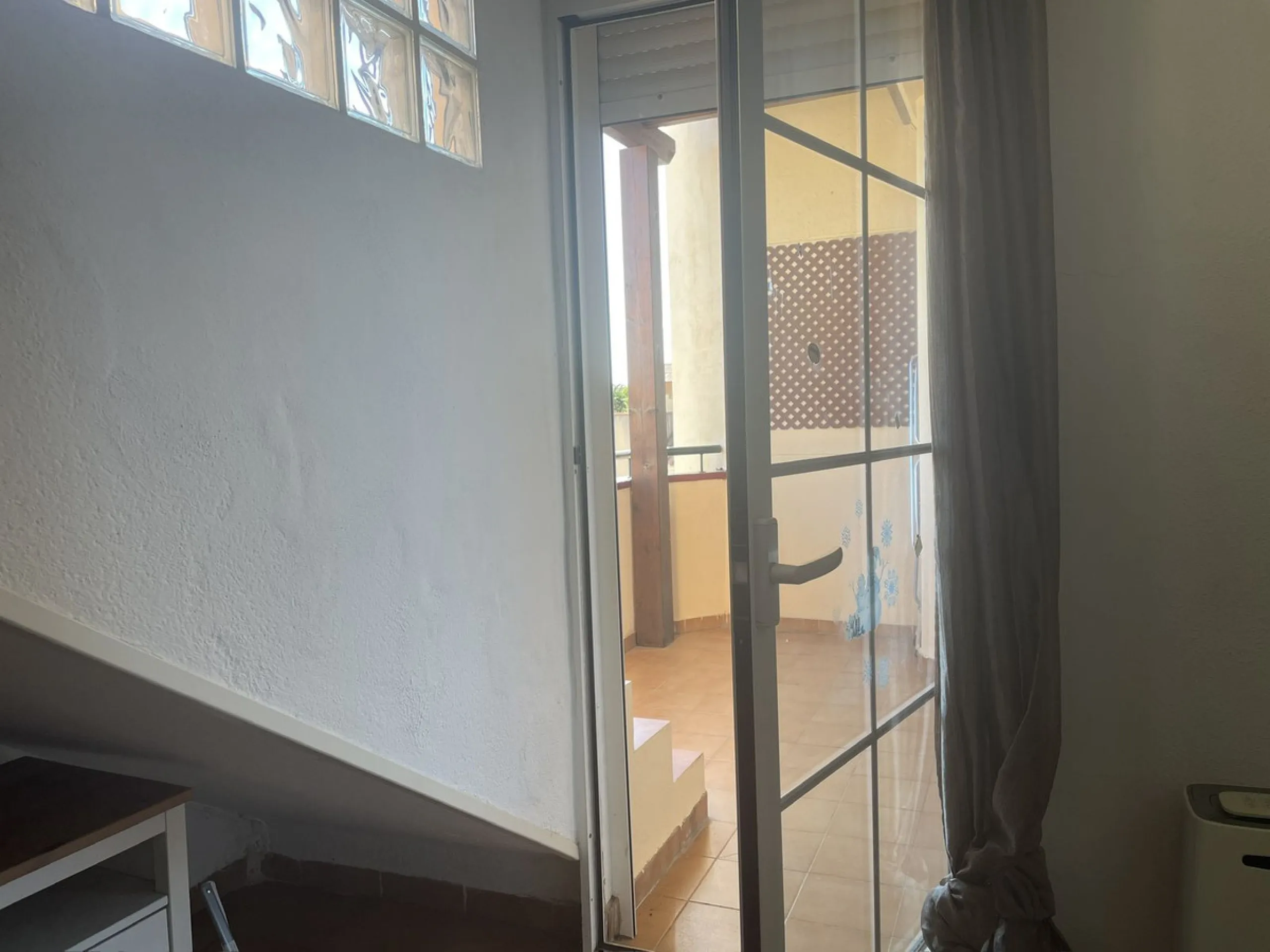 Apartment - Penthouse Duplex в продаже в Estepona, Málaga. В доме 3 спален и 2 ванных комнат. Площадь дома 136 м²