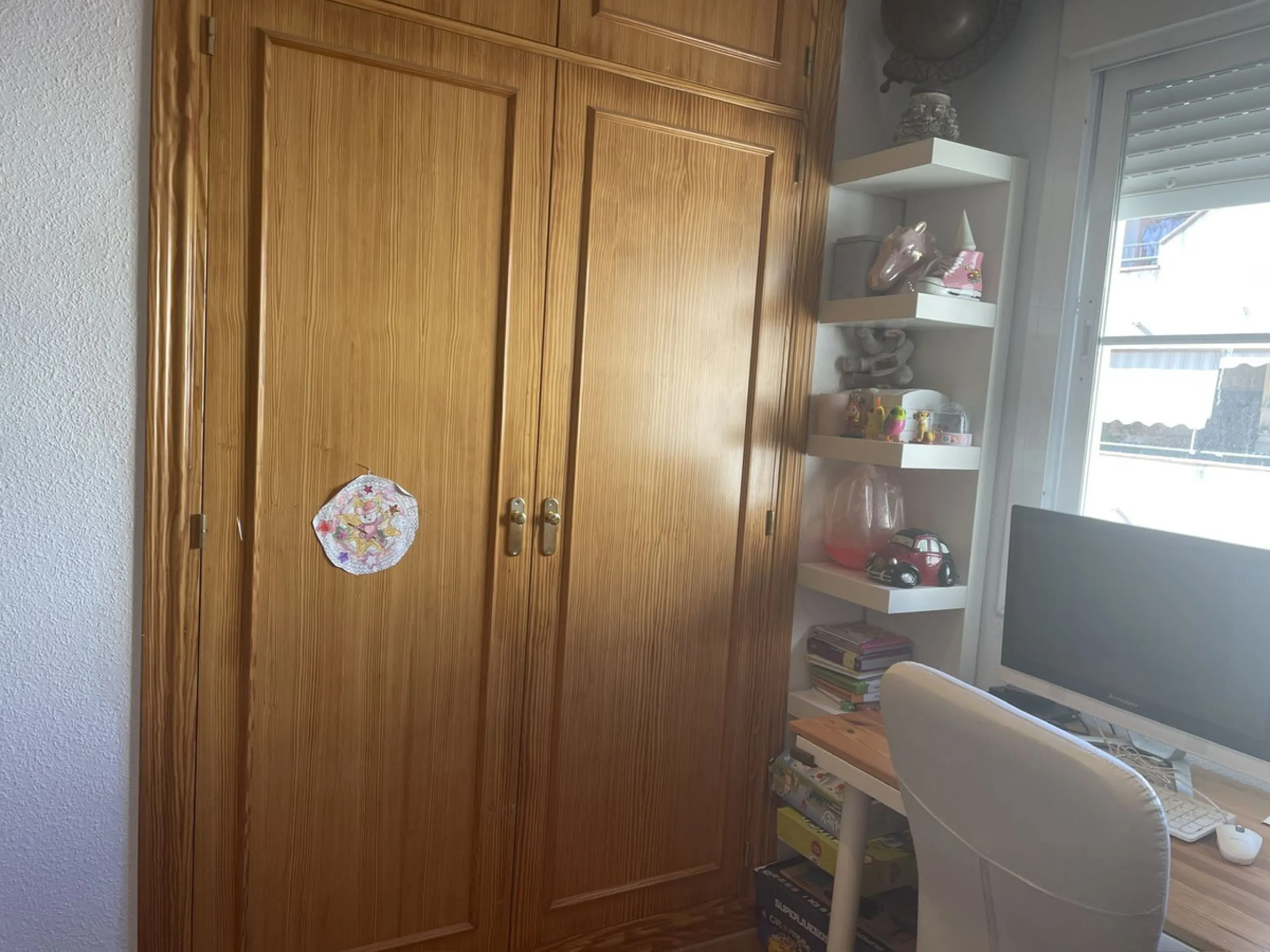 Apartment - Penthouse Duplex в продаже в Estepona, Málaga. В доме 3 спален и 2 ванных комнат. Площадь дома 136 м²