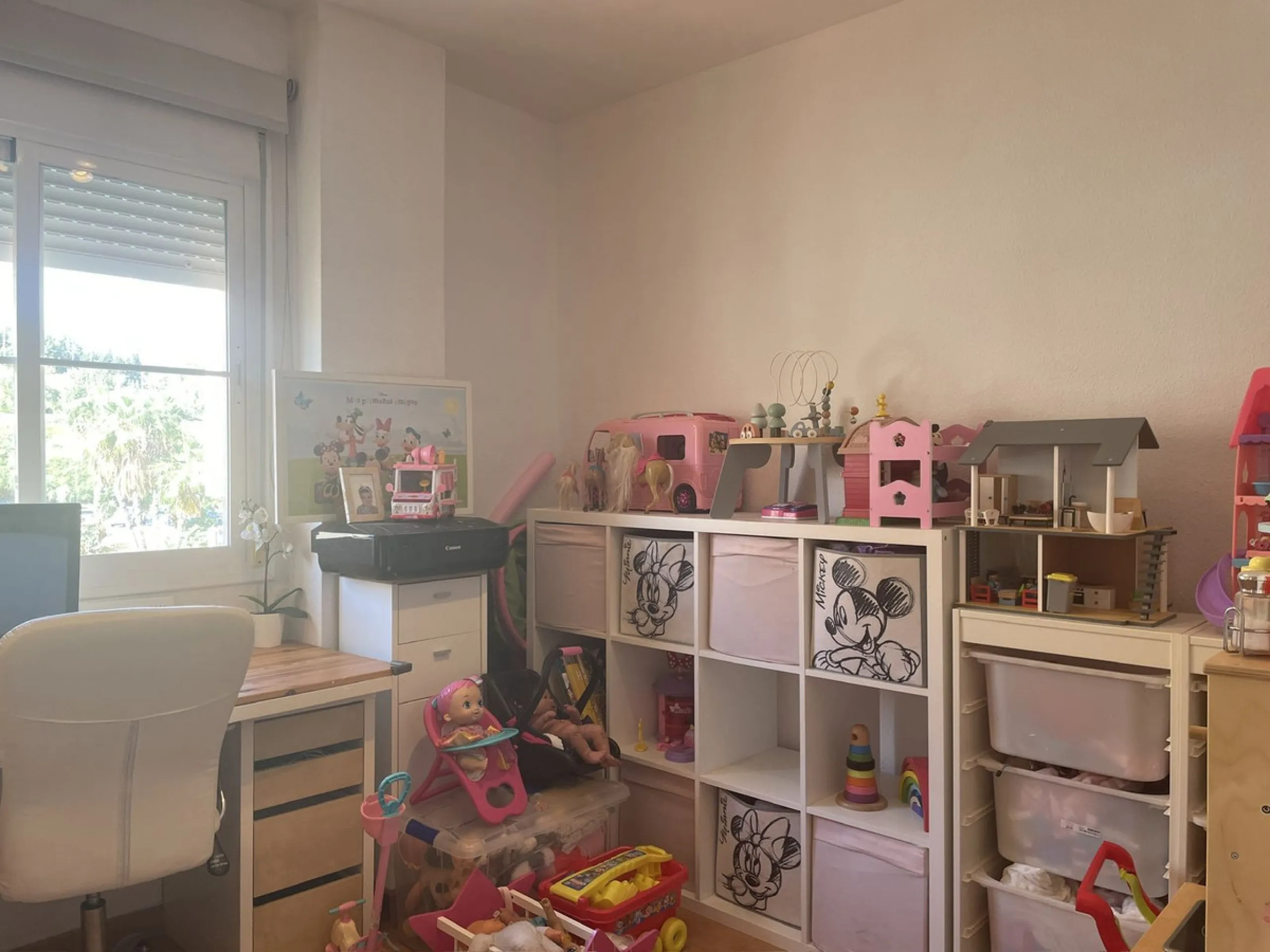 Apartment - Penthouse Duplex в продаже в Estepona, Málaga. В доме 3 спален и 2 ванных комнат. Площадь дома 136 м²