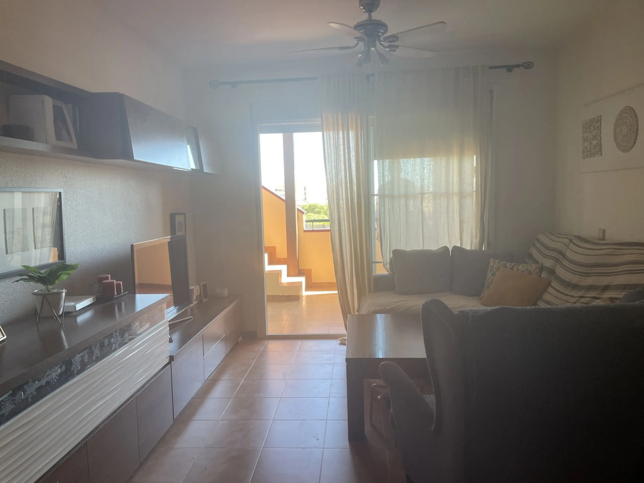 Apartment - Penthouse Duplex в продаже в Estepona, Málaga. В доме 3 спален и 2 ванных комнат. Площадь дома 136 м²