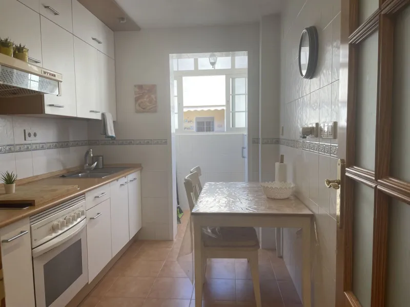 Apartment - Penthouse Duplex в продаже в Estepona, Málaga. В доме 3 спален и 2 ванных комнат. Площадь дома 136 м²