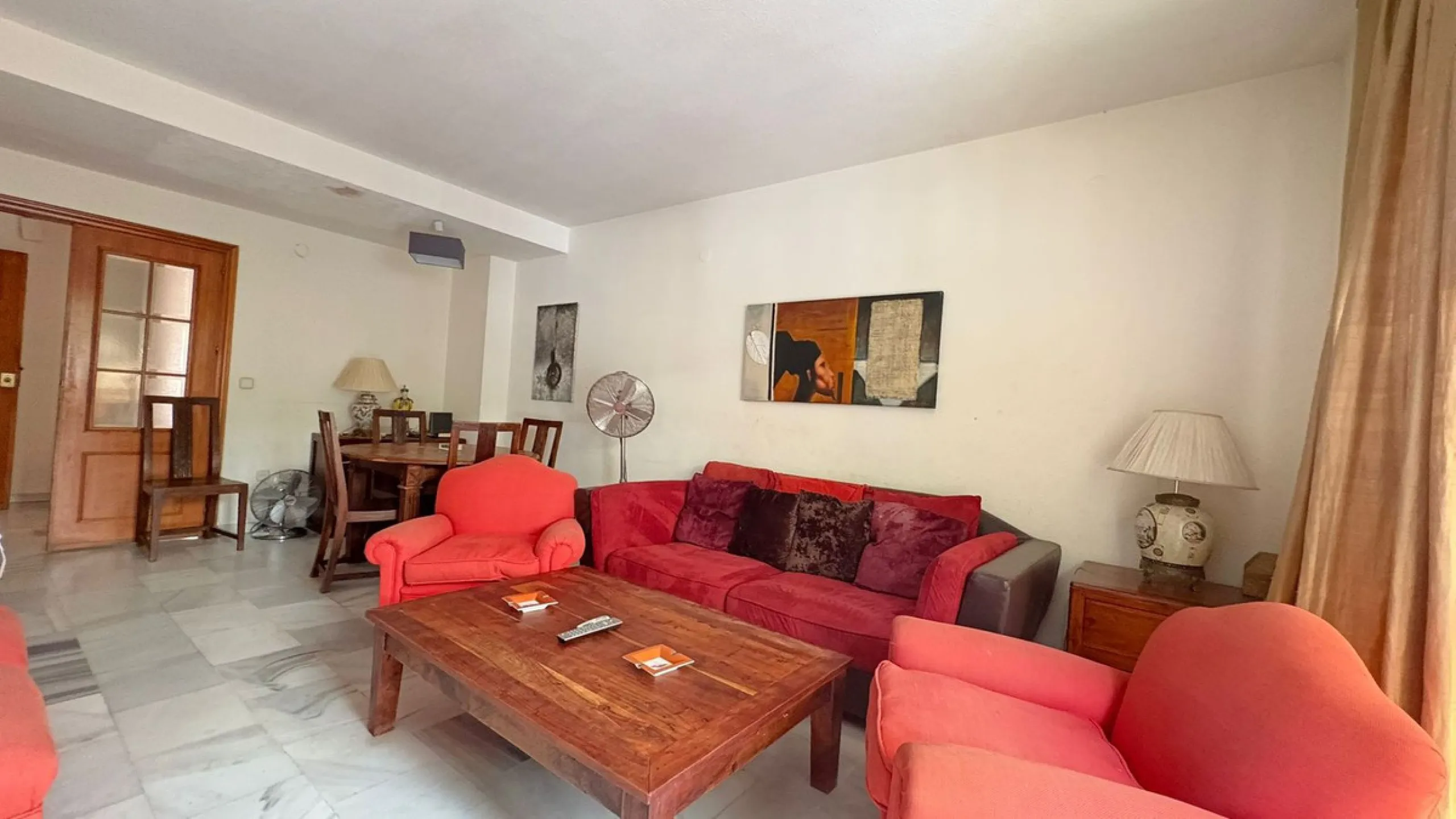 Situated in the heart of Marbella Centro, this unique first floor apartment offers a rare opportunity with its south orientation and an large private terrace that spans the entire building and exclusively yours to enjoy. Featuring 2 spacious bedrooms and 