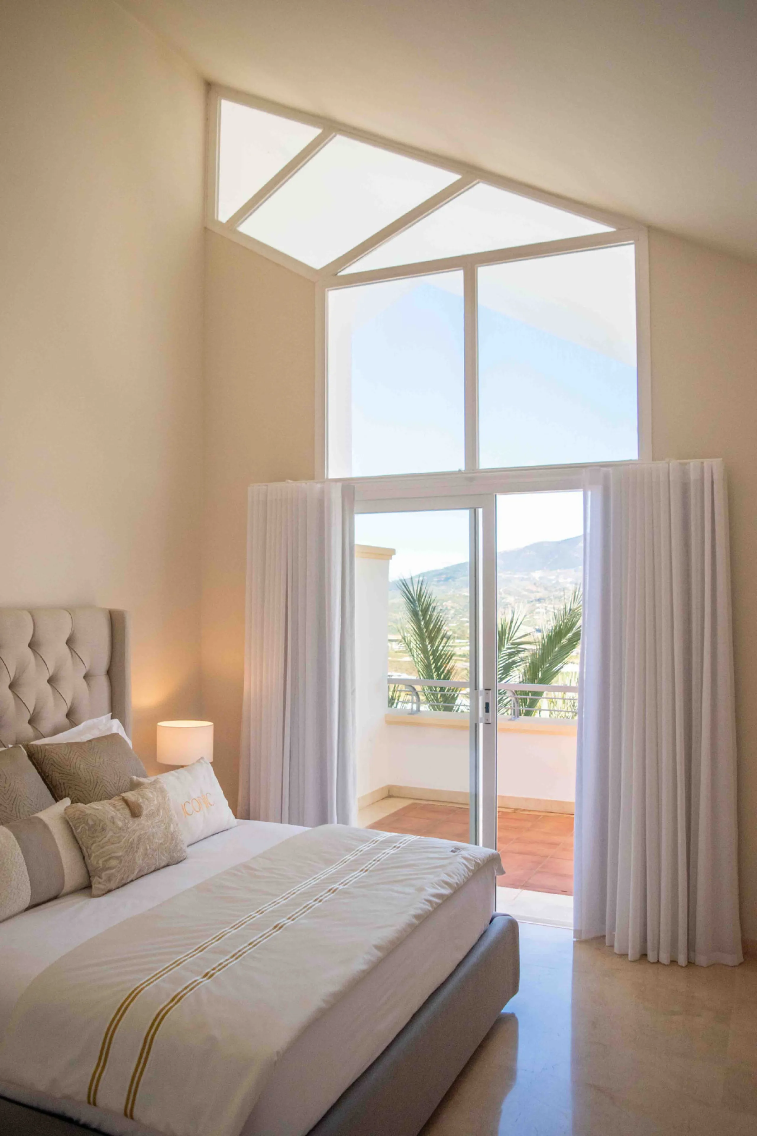 Apartment - Penthouse Duplex в продаже в Mijas, Málaga. В доме 3 спален и 3 ванных комнат. Площадь дома 149 м²