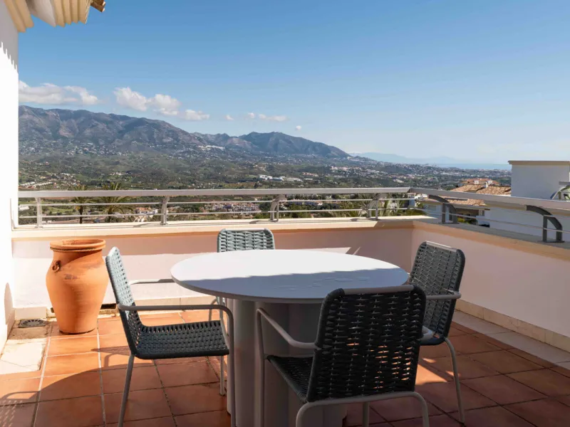 Apartment - Penthouse Duplex в продаже в Mijas, Málaga. В доме 3 спален и 3 ванных комнат. Площадь дома 149 м²