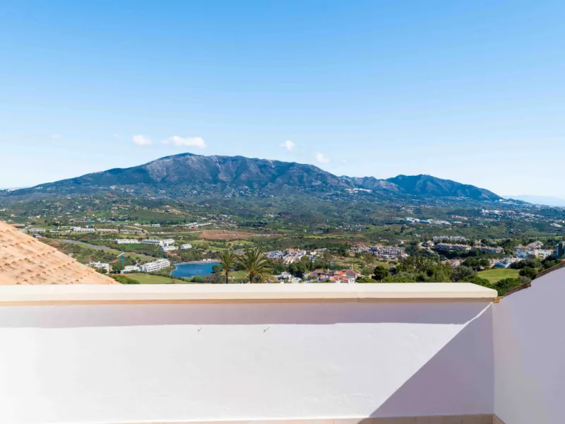 Apartment - Penthouse Duplex в продаже в Mijas, Málaga. В доме 3 спален и 3 ванных комнат. Площадь дома 149 м²