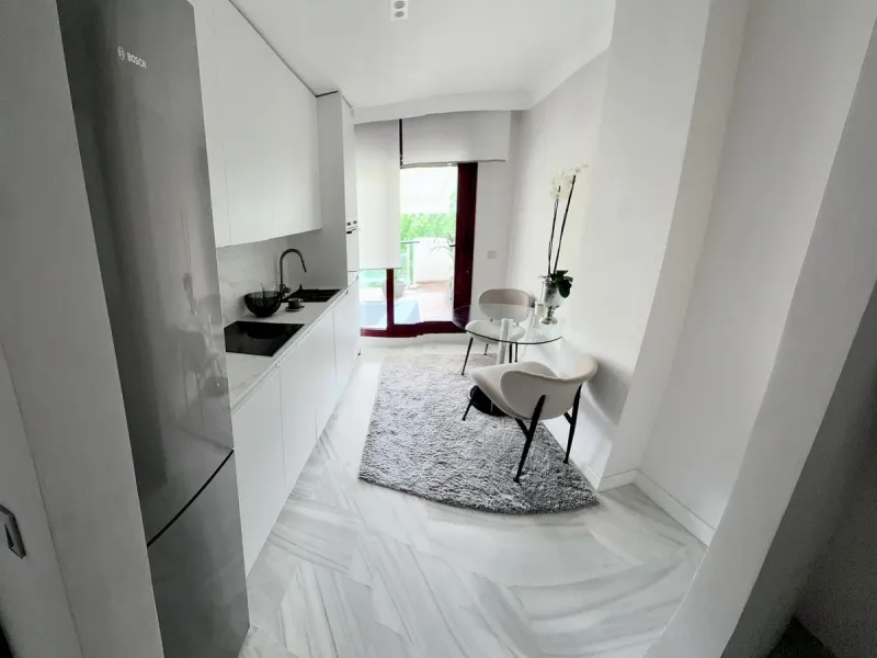 Apartment - Middle Floor Apartment в продаже в Benahavís, Málaga. В доме 1 спален и 1 ванных комнат. Площадь дома 73 м²