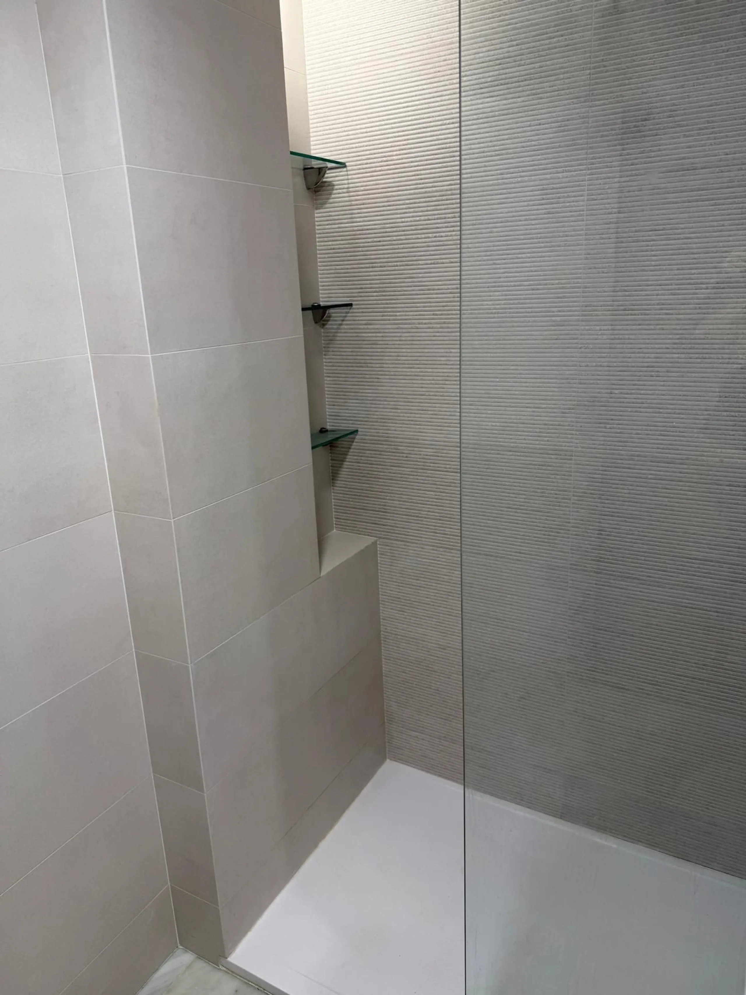 Apartment - Middle Floor Apartment в продаже в Benahavís, Málaga. В доме 1 спален и 1 ванных комнат. Площадь дома 73 м²