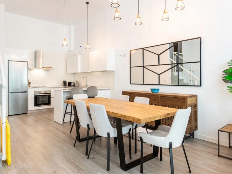 Apartment - Ground Floor Apartment в продаже в Benahavís, Málaga. В доме 3 спален и 2 ванных комнат. Площадь дома 227 м². Площадь участка 270 м²