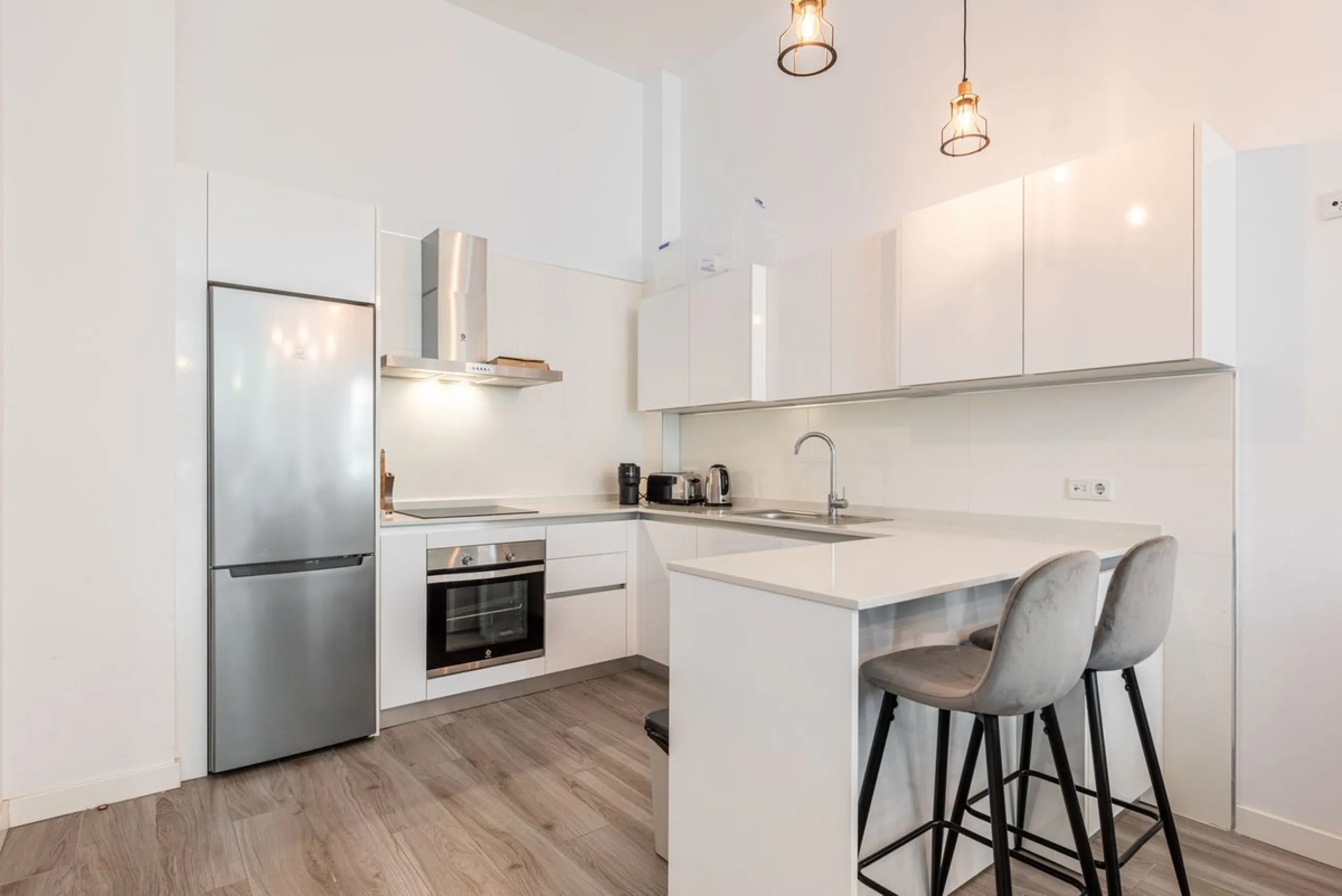 Apartment - Ground Floor Apartment в продаже в Benahavís, Málaga. В доме 3 спален и 2 ванных комнат. Площадь дома 227 м². Площадь участка 270 м²