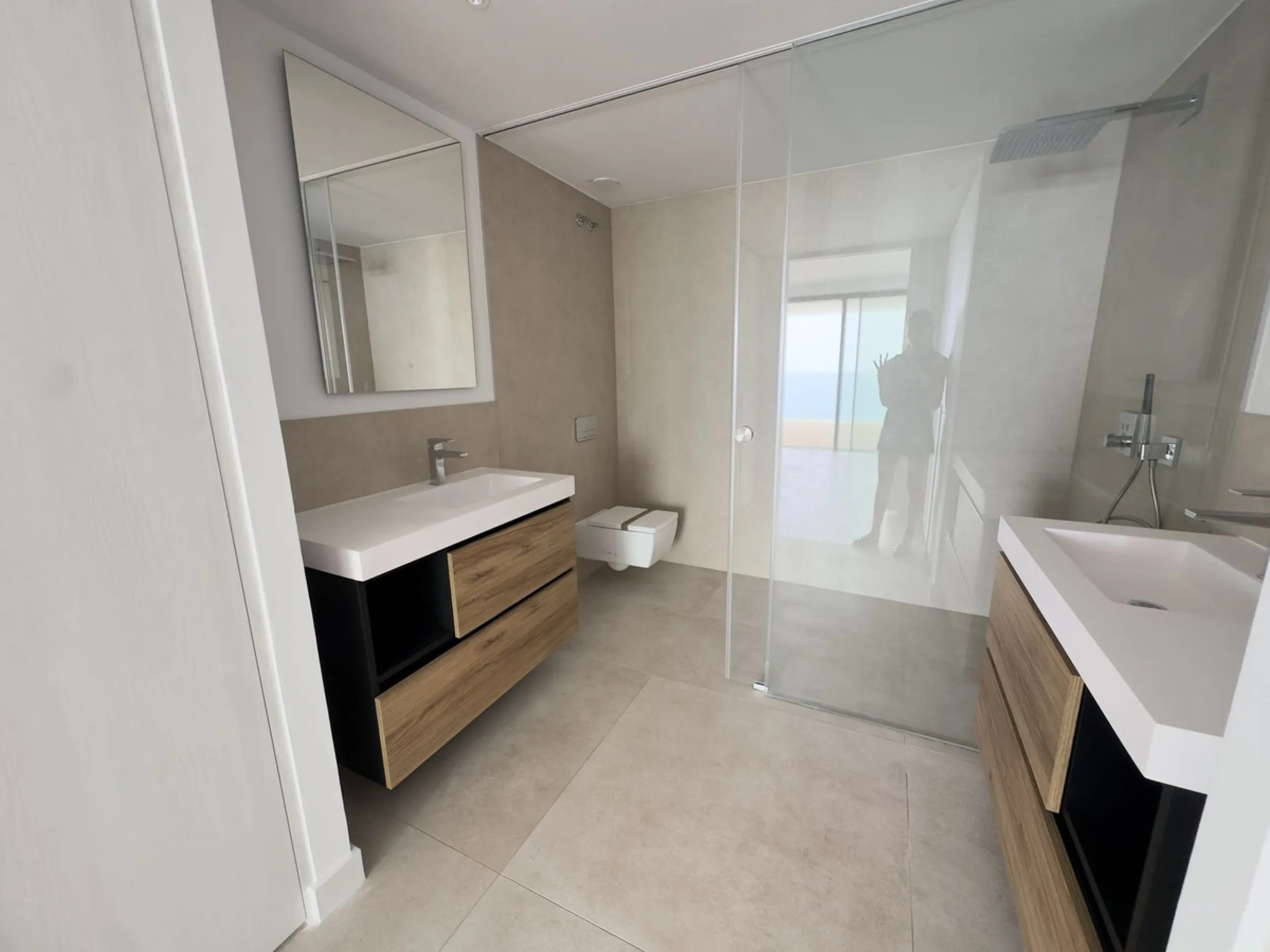 Apartment - Middle Floor Apartment в продаже в Fuengirola, Málaga. В доме 2 спален и 2 ванных комнат. Площадь дома 86 м²