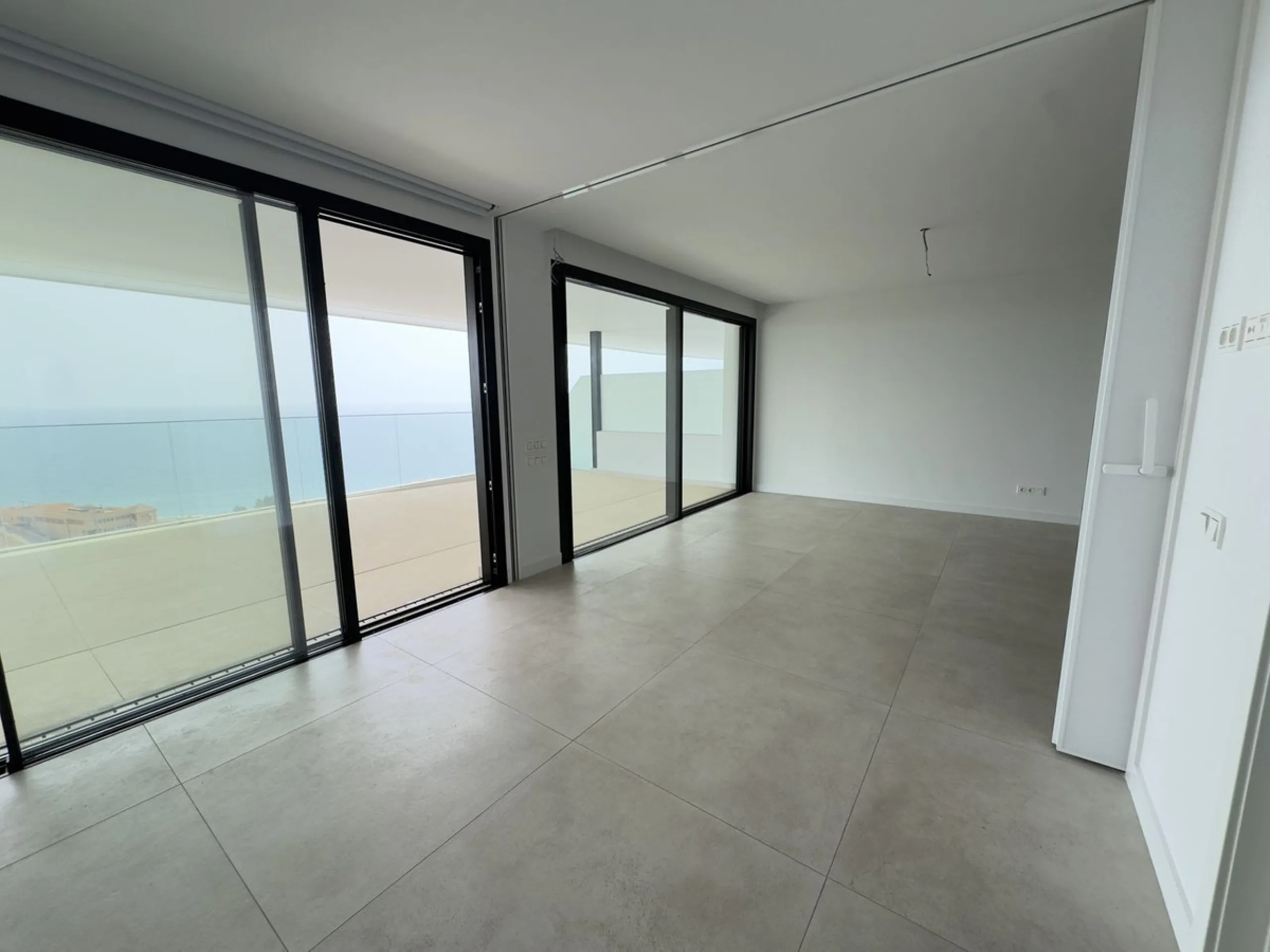 Apartment - Middle Floor Apartment в продаже в Fuengirola, Málaga. В доме 2 спален и 2 ванных комнат. Площадь дома 86 м²