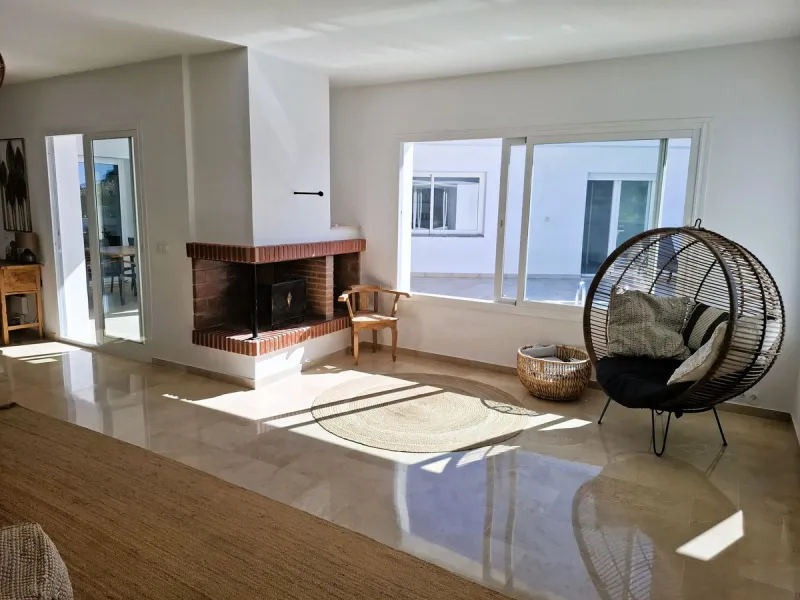 *** RARE FIND *** STUNNING  5 bedroom VILLA in LA SIERREZUELA, MIJAS