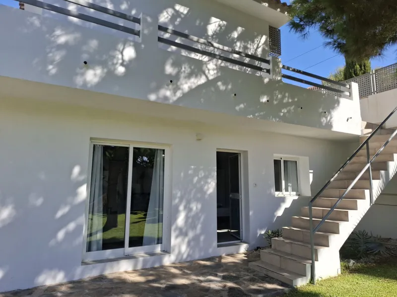 *** RARE FIND *** STUNNING  5 bedroom VILLA in LA SIERREZUELA, MIJAS