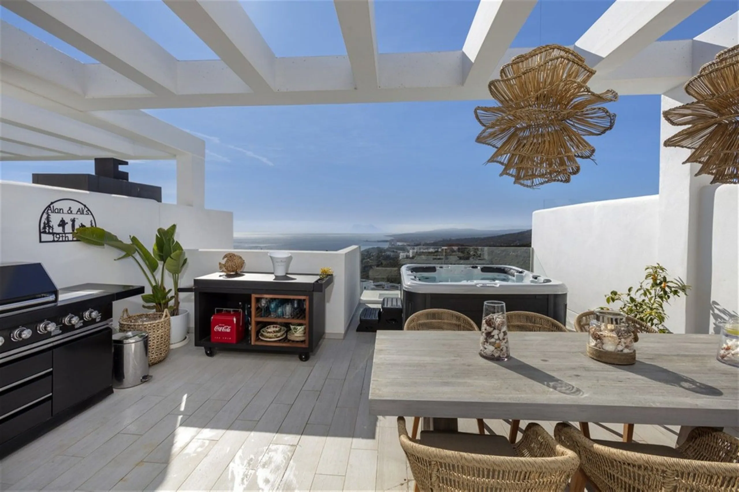 Contemporary and luxurious four level family home offering stunning panoramic views only 10 minutes to Sotogrande.
