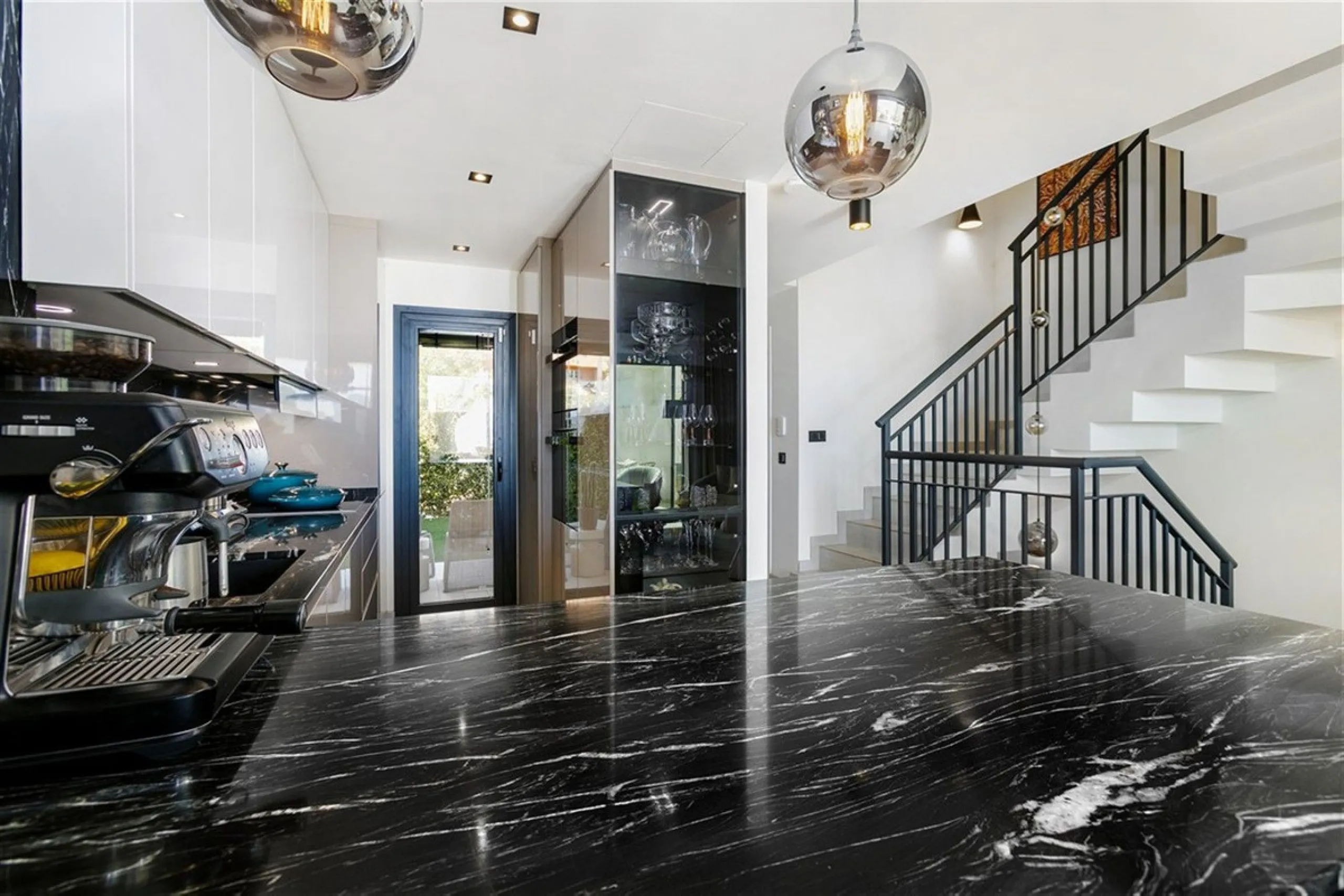 Contemporary and luxurious four level family home offering stunning panoramic views only 10 minutes to Sotogrande.