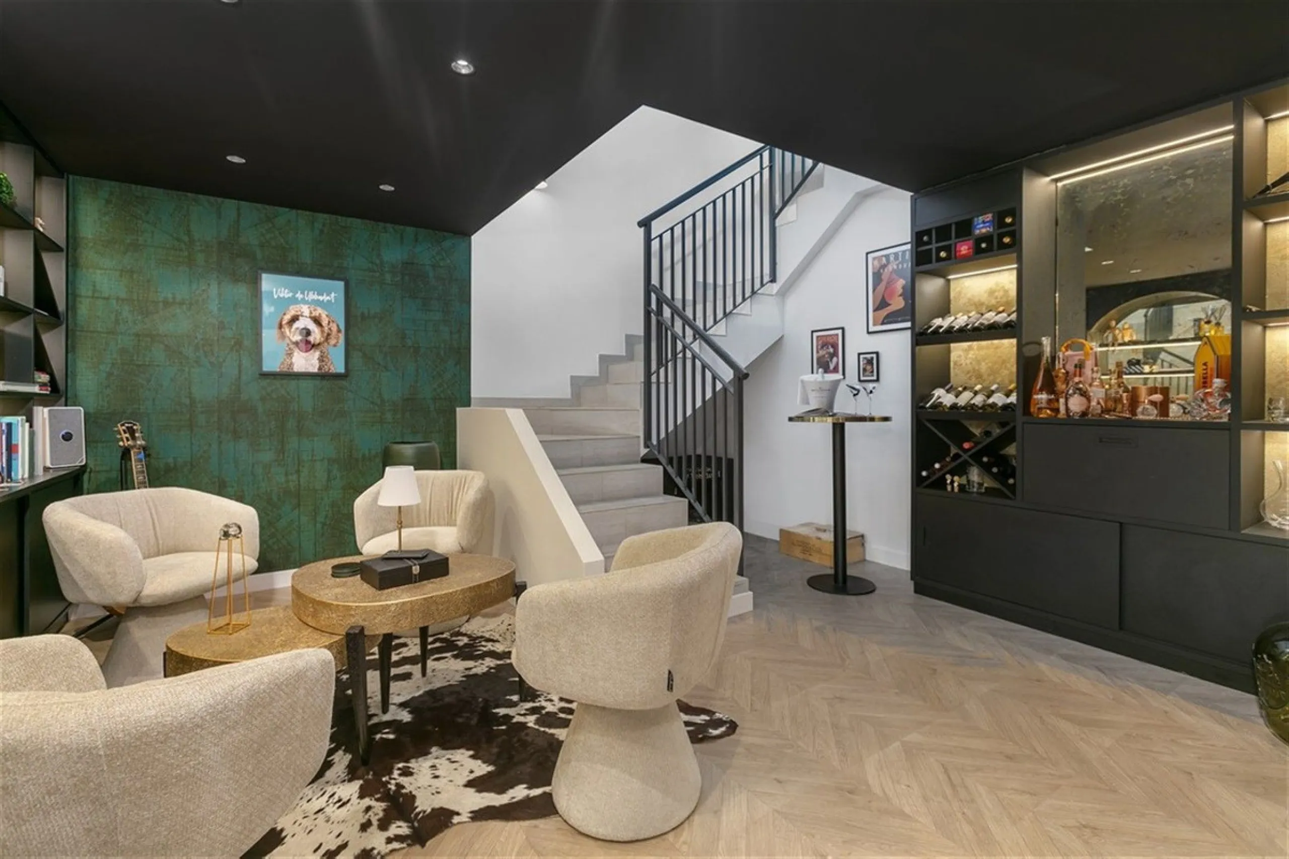 Contemporary and luxurious four level family home offering stunning panoramic views only 10 minutes to Sotogrande.