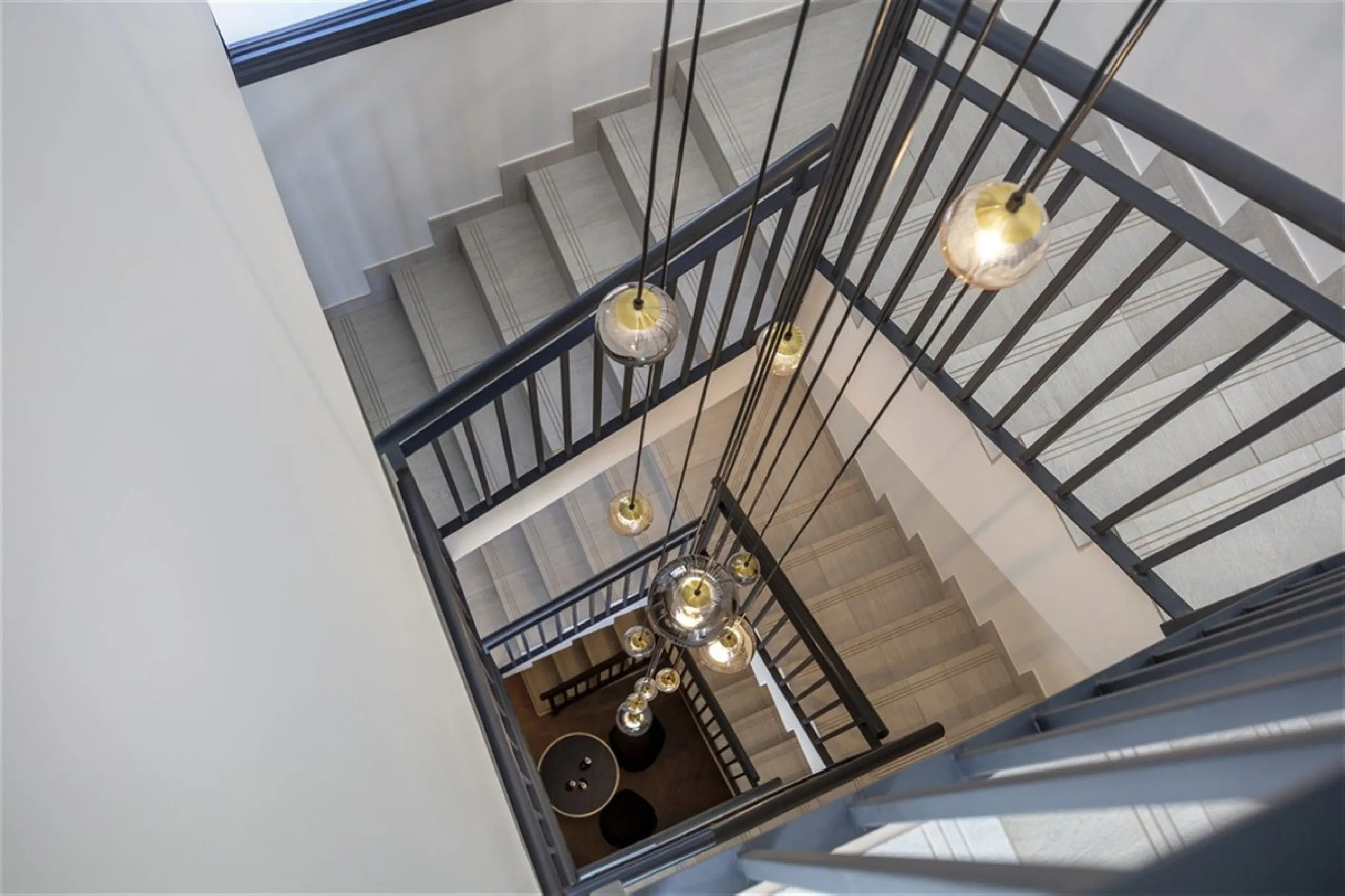 Contemporary and luxurious four level family home offering stunning panoramic views only 10 minutes to Sotogrande.