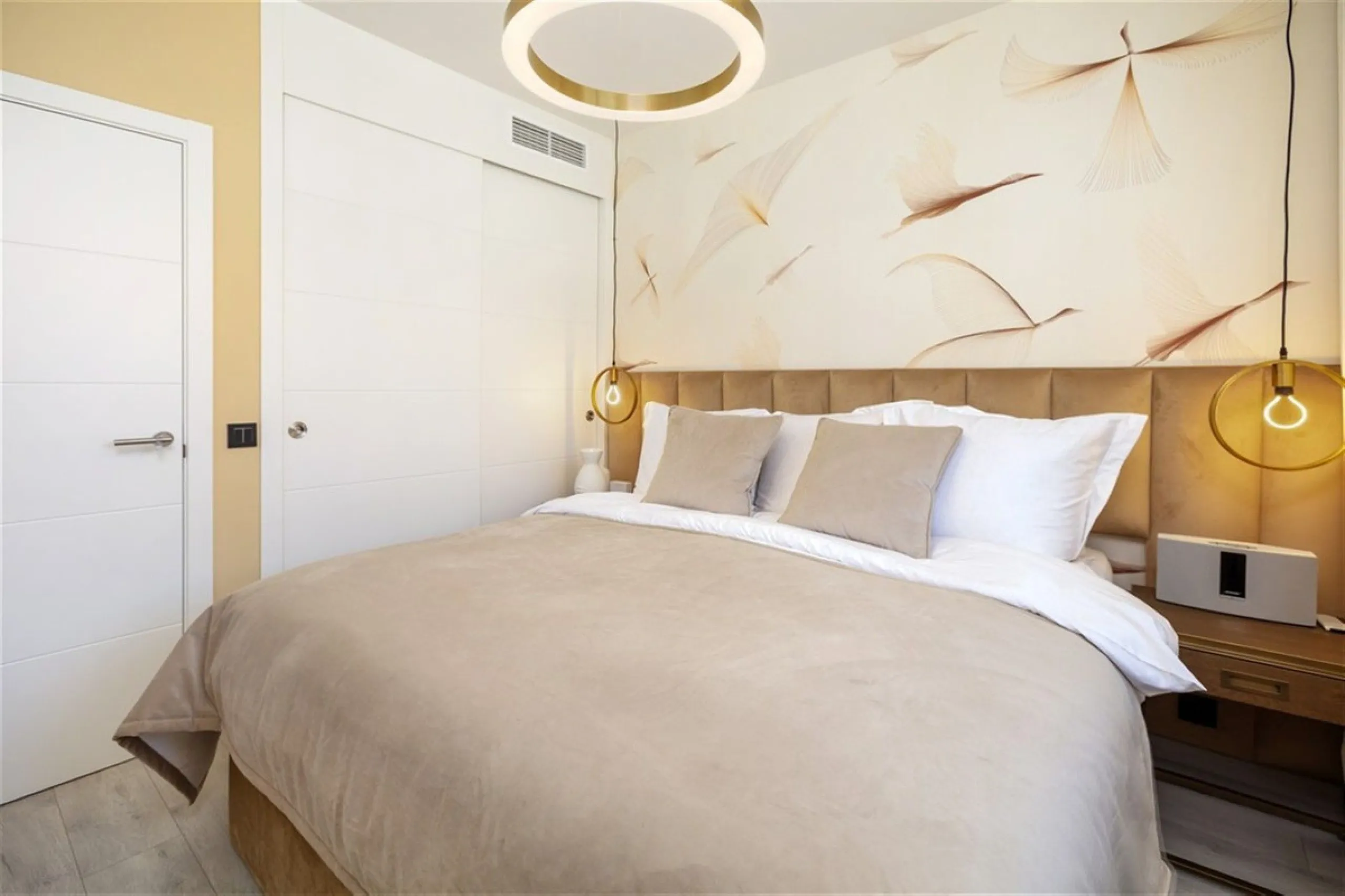 Contemporary and luxurious four level family home offering stunning panoramic views only 10 minutes to Sotogrande.