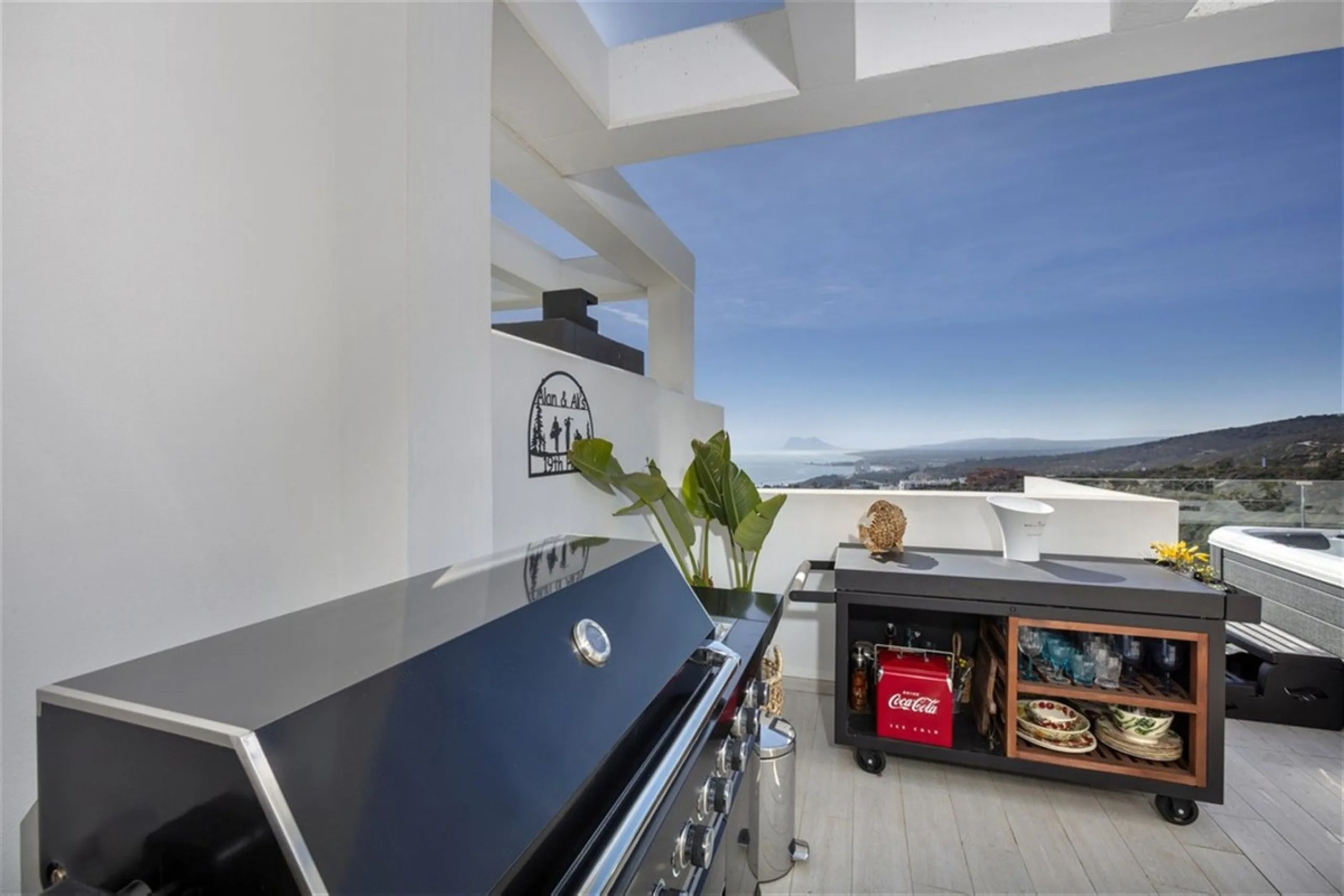 Contemporary and luxurious four level family home offering stunning panoramic views only 10 minutes to Sotogrande.