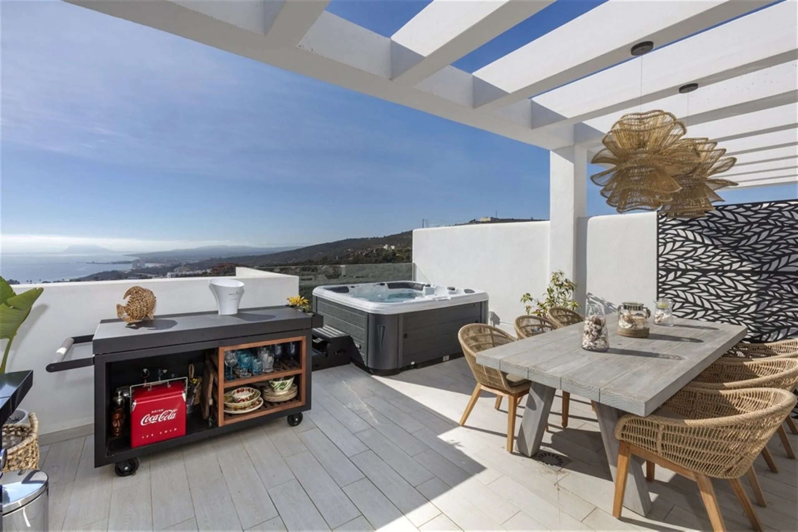 Contemporary and luxurious four level family home offering stunning panoramic views only 10 minutes to Sotogrande.