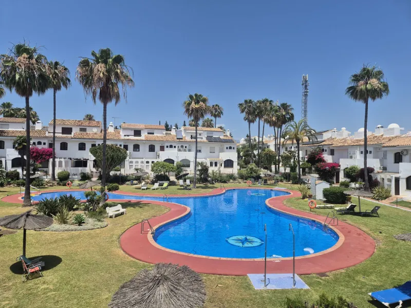 Beachside, 5 minutes from Puerto Banús