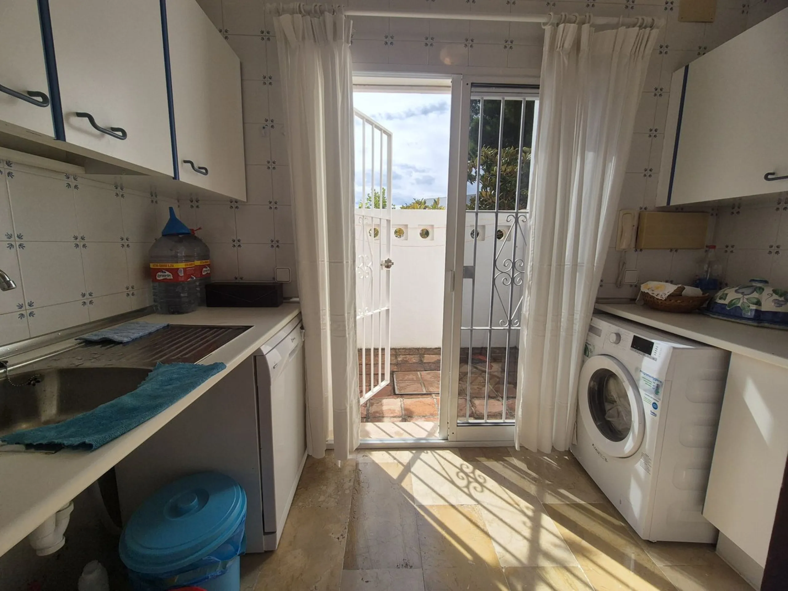 Beachside, 5 minutes from Puerto Banús