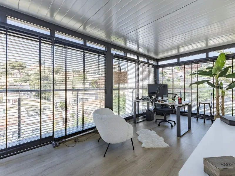 Renovated Contemporary Home with Private Pool in Esplugues de Llobregat, Barcelona