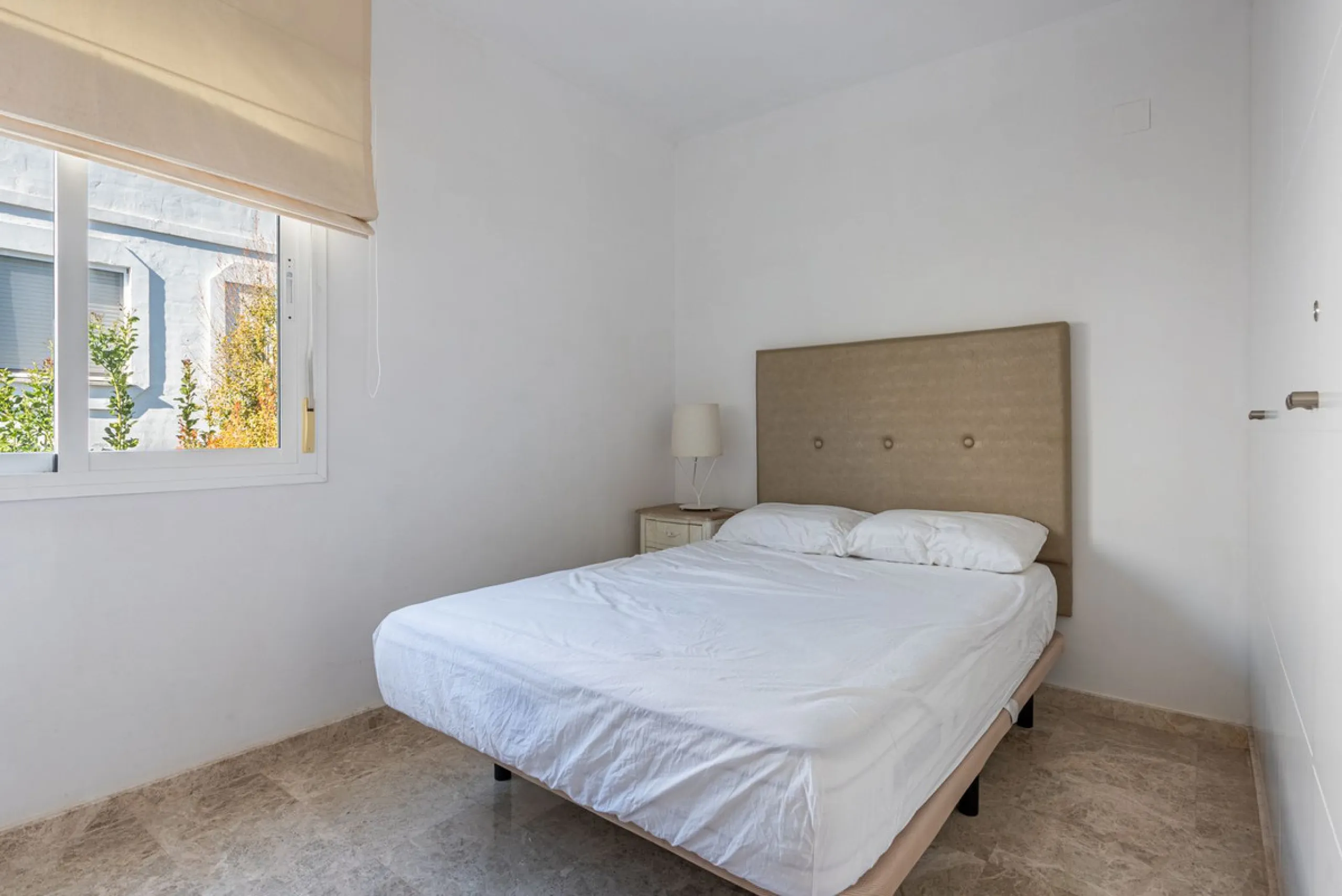 Bright CORNER Semi-Detached Home in Los Naranjos de Marbella, Just 1.5 km from the Beach and Puerto Banús
