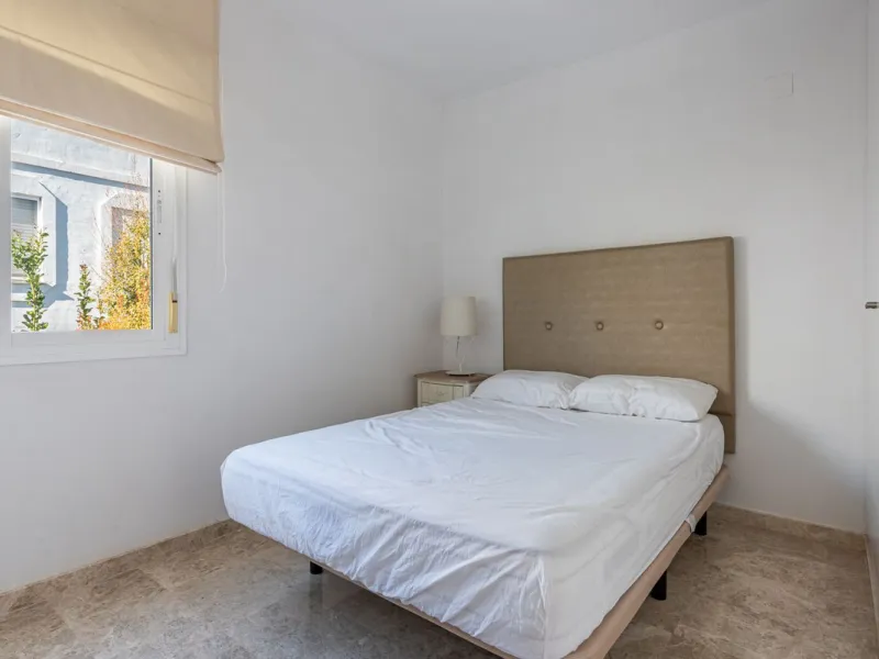 Bright CORNER Semi-Detached Home in Los Naranjos de Marbella, Just 1.5 km from the Beach and Puerto Banús