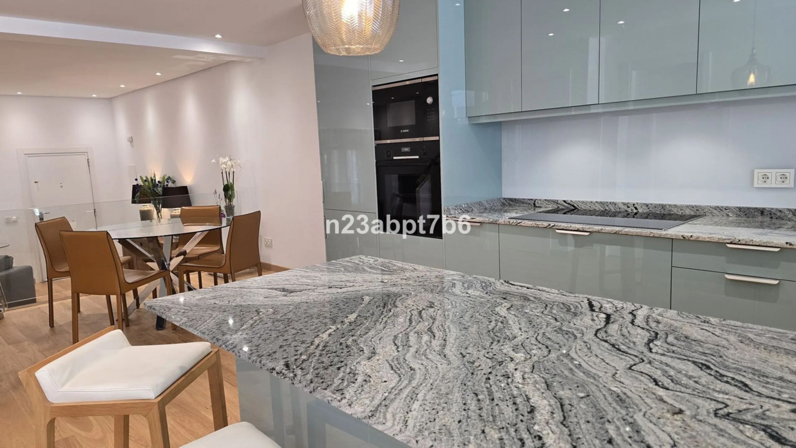 This beautiful townhouse has been TOTALLY RENOVATED to a high standard and is located in Zahara de Istan, just an 8-minute drive from Marbella's Golden Mile.