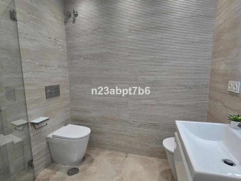 This beautiful townhouse has been TOTALLY RENOVATED to a high standard and is located in Zahara de Istan, just an 8-minute drive from Marbella's Golden Mile.