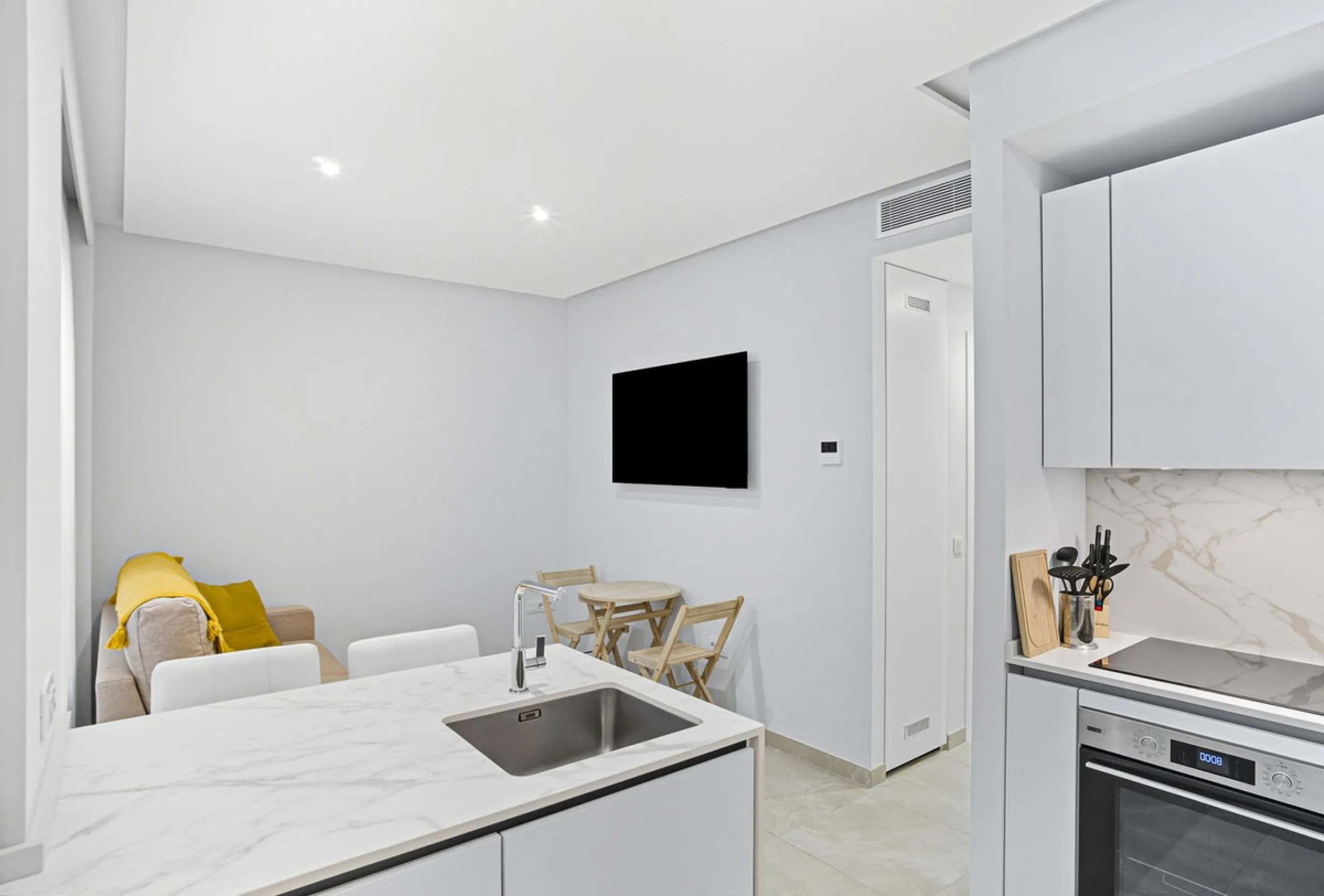 Apartment - Ground Floor Apartment в продаже в Mijas, Málaga. В доме 2 спален и 1 ванных комнат. Площадь дома 55 м²