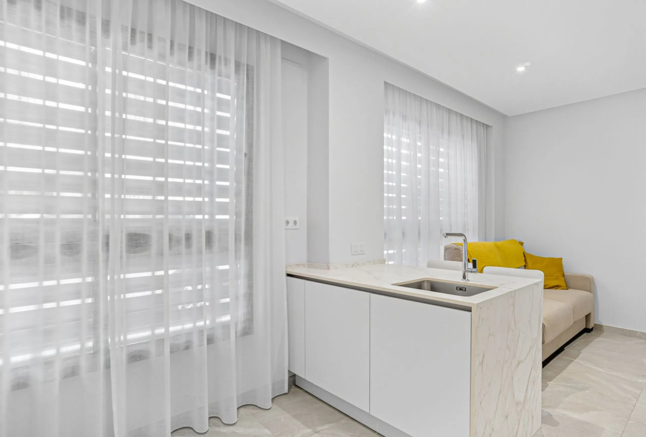 Apartment - Ground Floor Apartment в продаже в Mijas, Málaga. В доме 2 спален и 1 ванных комнат. Площадь дома 55 м²