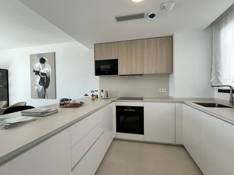 Apartment - Penthouse в продаже в Fuengirola, Málaga. В доме 3 спален и 2 ванных комнат. Площадь дома 124 м²