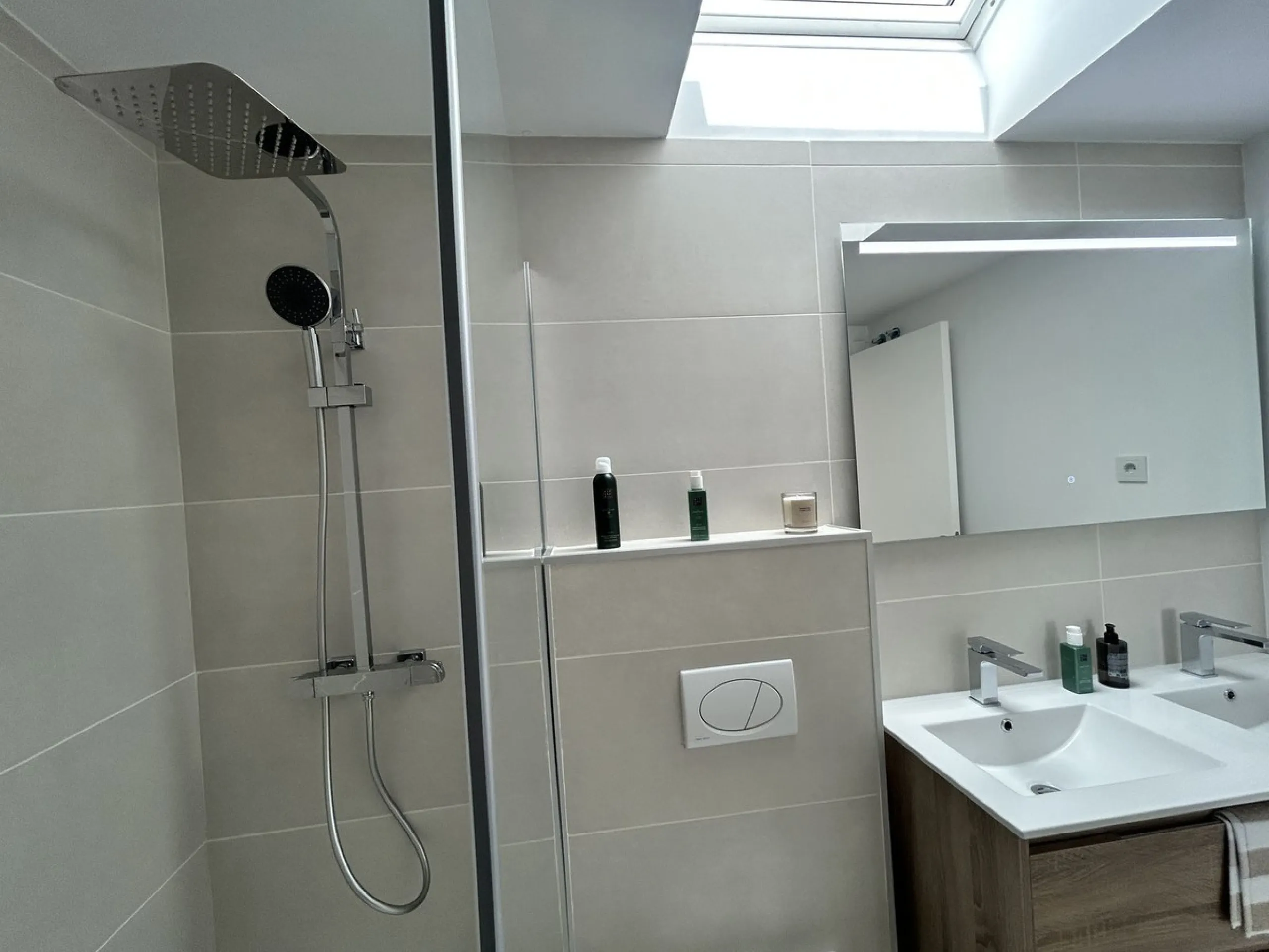 Apartment - Penthouse в продаже в Fuengirola, Málaga. В доме 3 спален и 2 ванных комнат. Площадь дома 124 м²