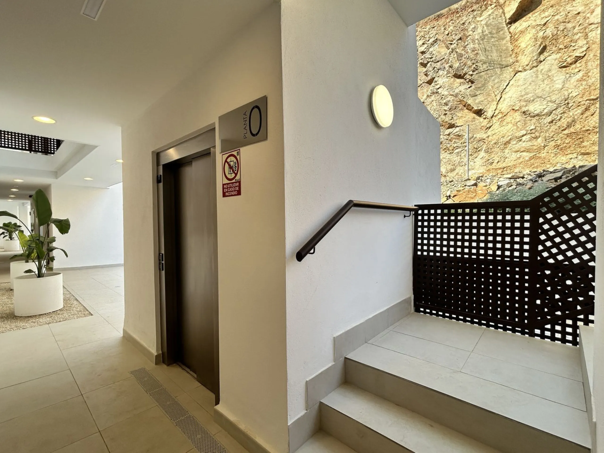 Apartment - Penthouse в продаже в Fuengirola, Málaga. В доме 3 спален и 2 ванных комнат. Площадь дома 124 м²