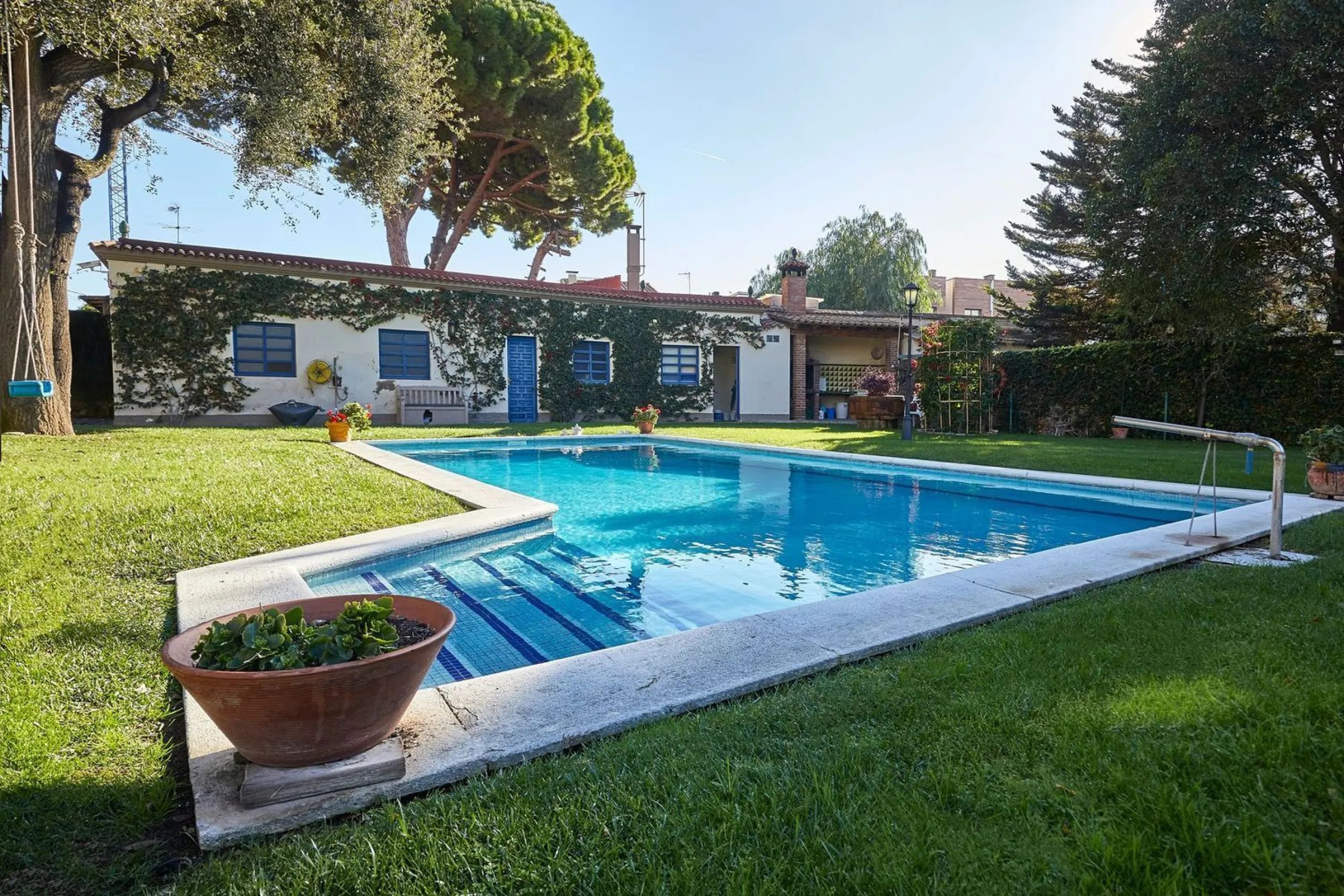 Casa independiente con gran parcela en Sant Just Desvern, Barcelona