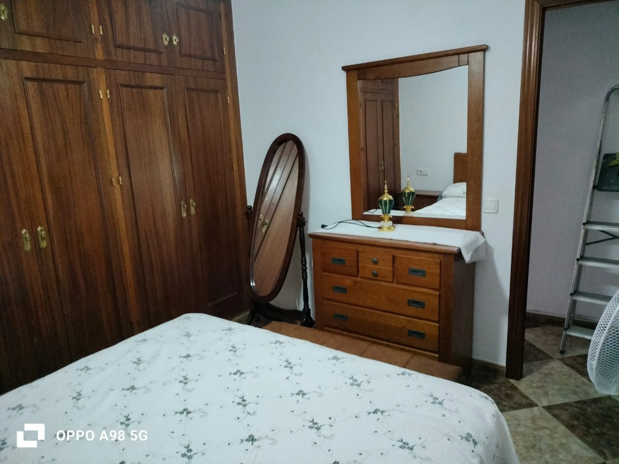 Middle Floor Apartment, Fuengirola centre, Costa del Sol.