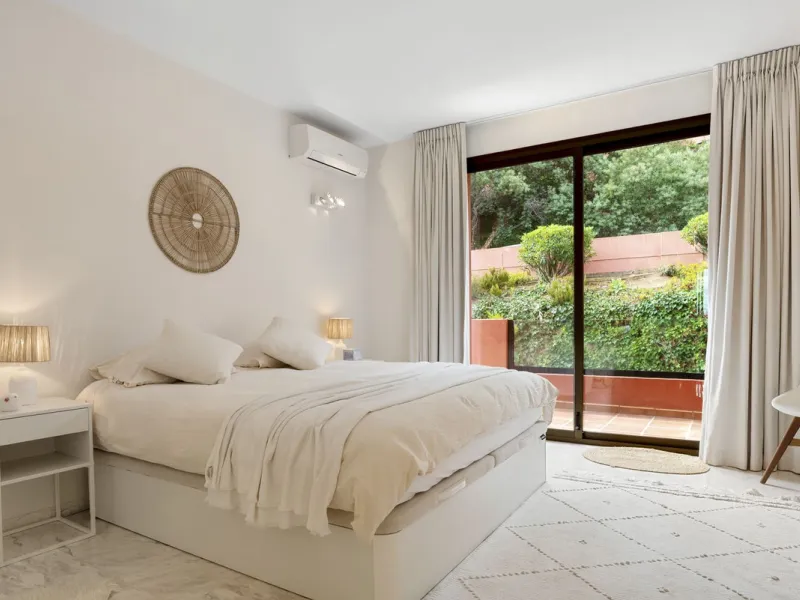 Spacious renovated 2-Bedroom Apartment with Panoramic Views in Los Vinedos, La Mairena