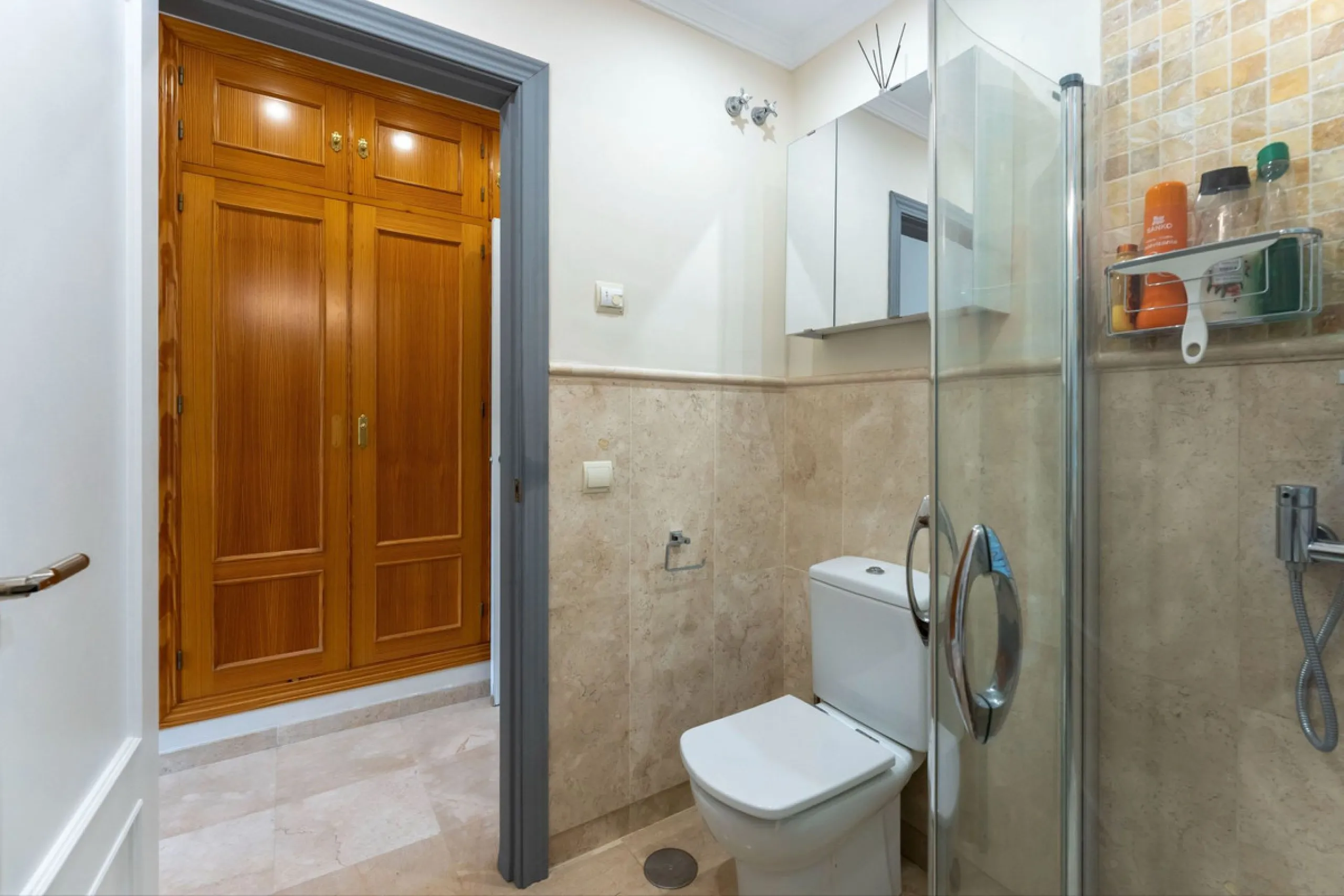 House - Detached Villa в продаже в Mijas, Málaga. В доме 3 спален и 3 ванных комнат. Площадь дома 143 м². Площадь участка 500 м²