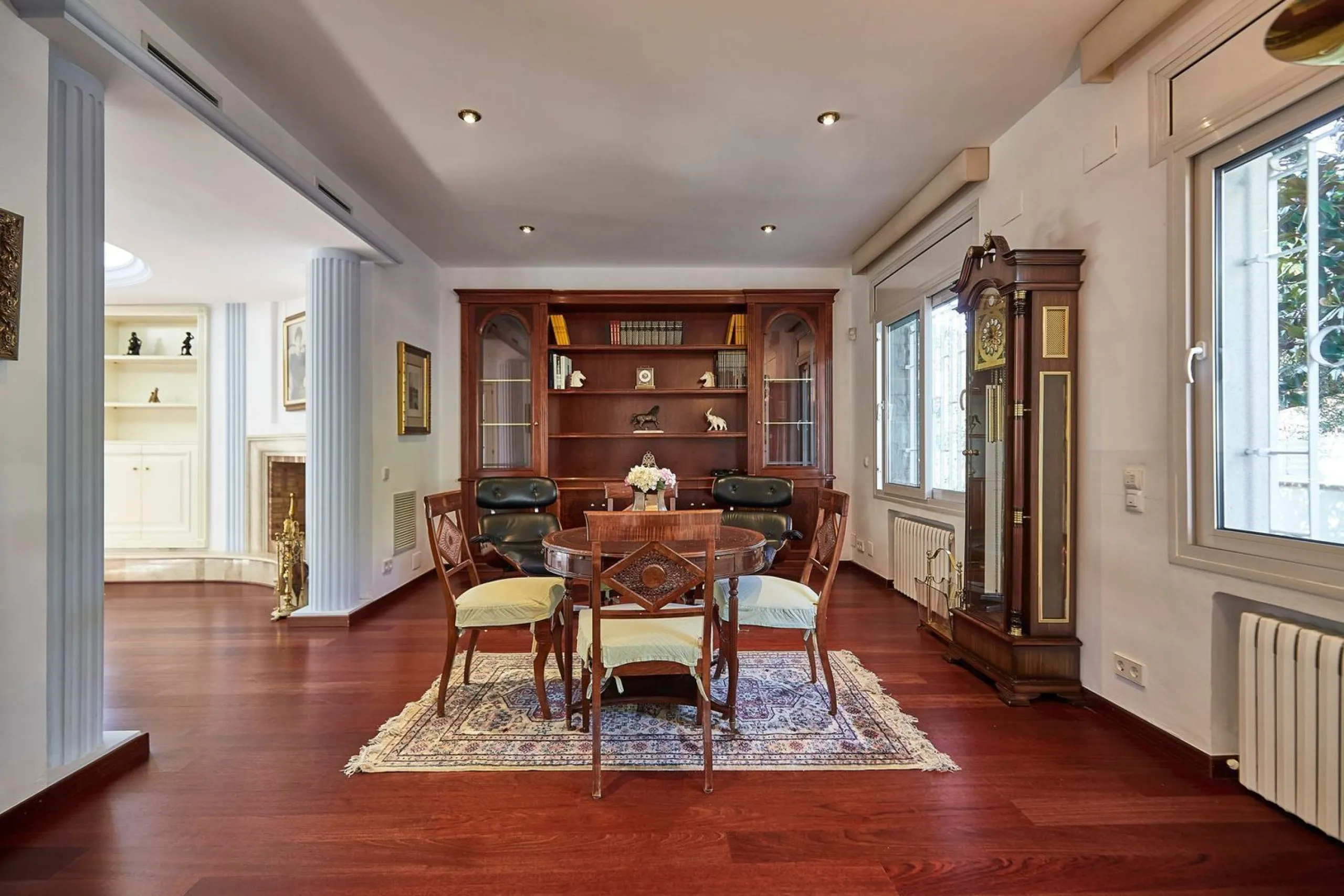 Casa independiente con gran parcela en Sant Just Desvern, Barcelona