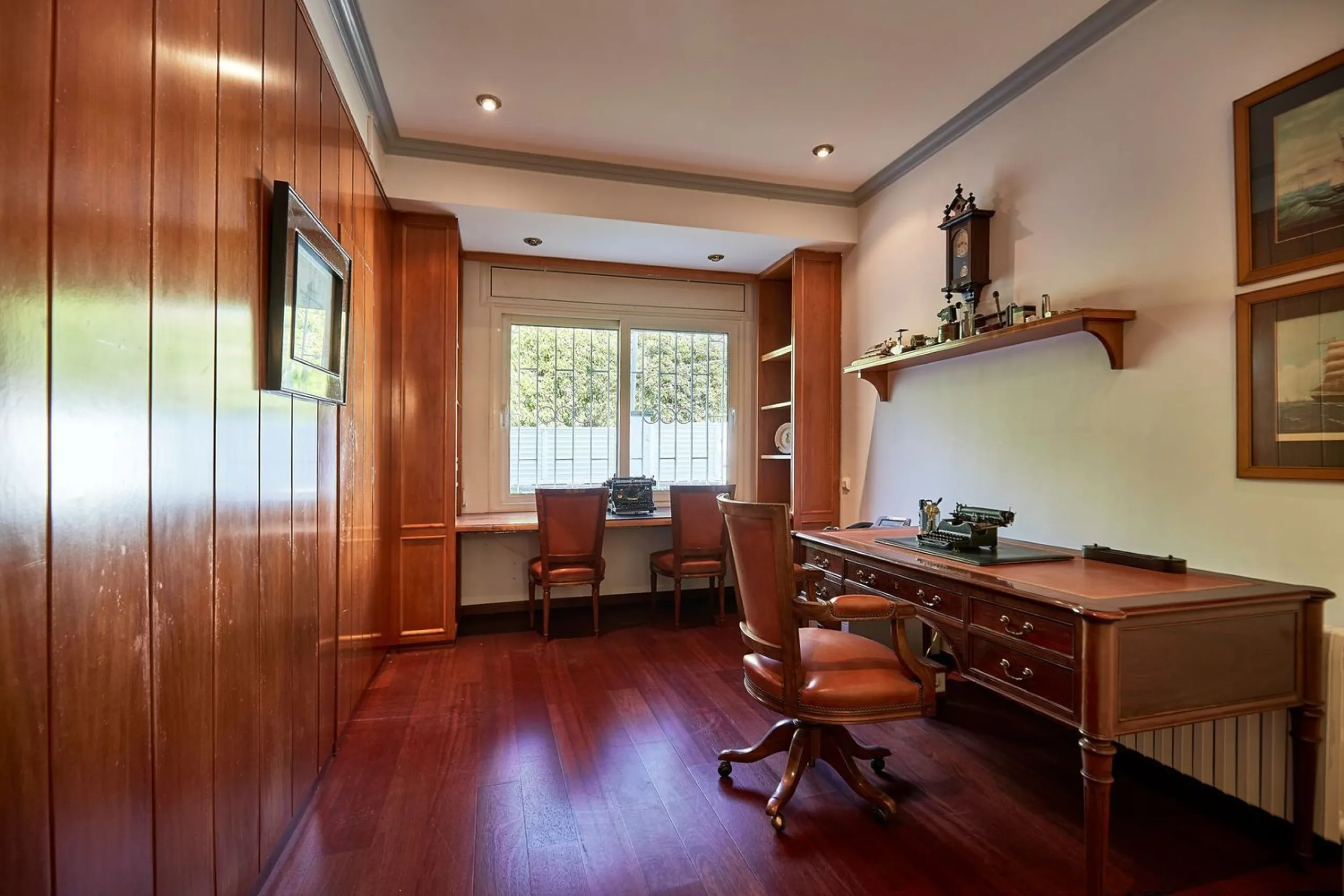 Casa independiente con gran parcela en Sant Just Desvern, Barcelona