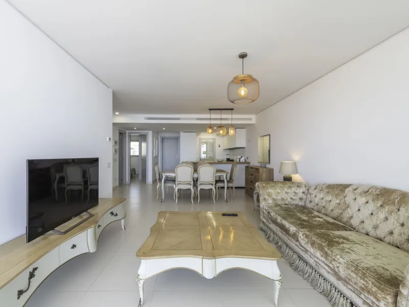 Med One, Higuerón West – Luxury 2-Bedroom Apartment with Panoramic Sea Views