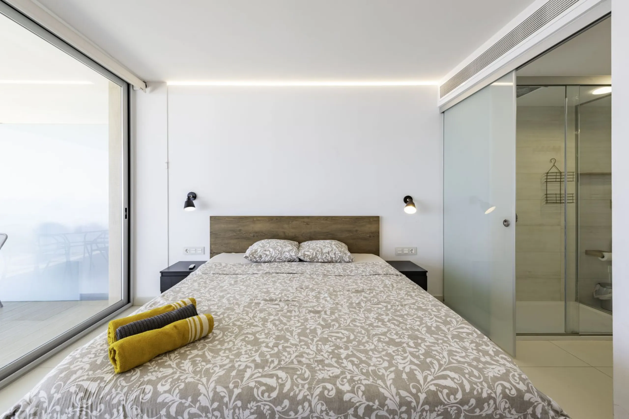 Med One, Higuerón West – Luxury 2-Bedroom Apartment with Panoramic Sea Views