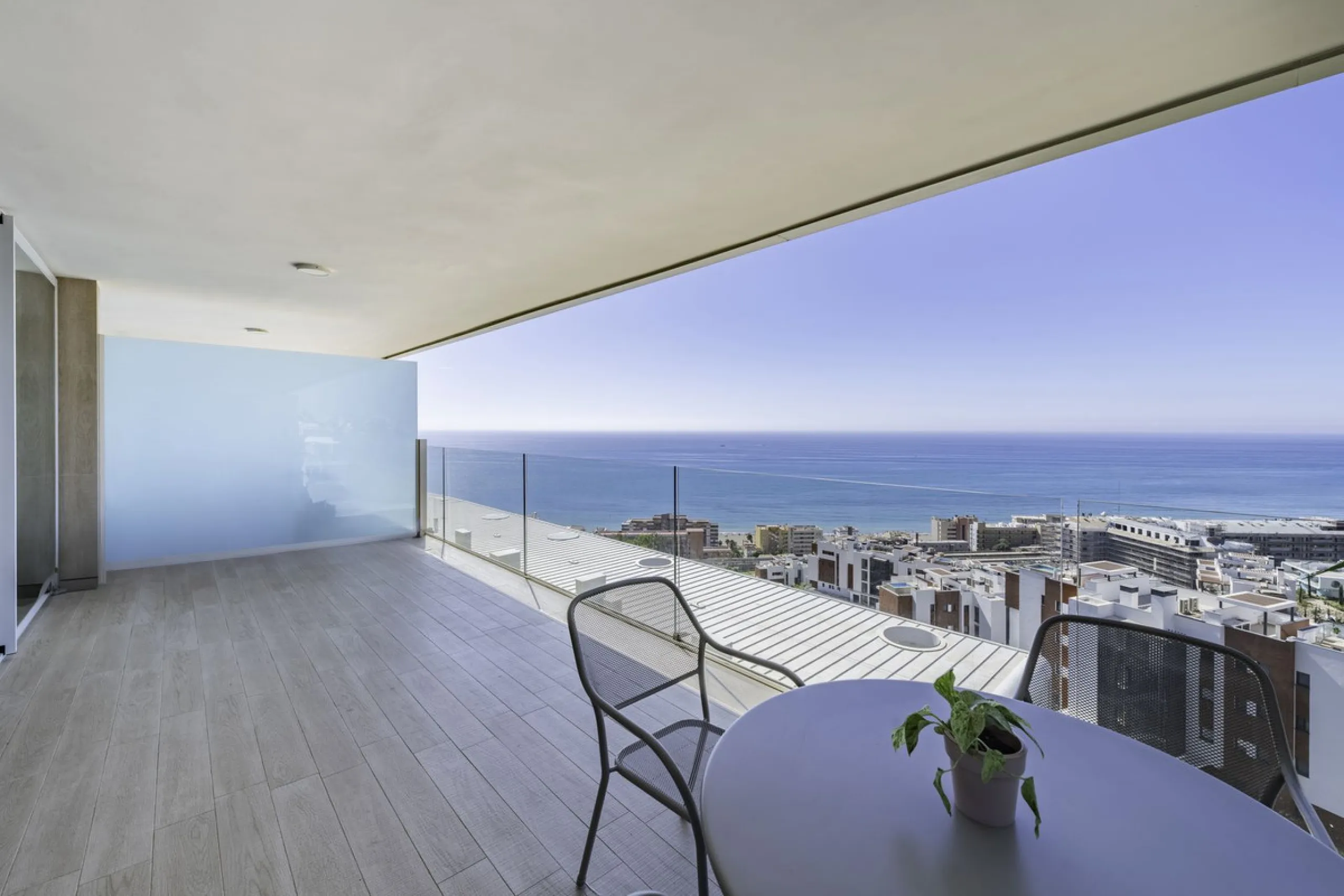 Med One, Higuerón West – Luxury 2-Bedroom Apartment with Panoramic Sea Views